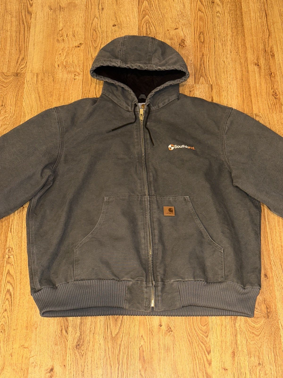 Carhartt VTG Y2K Carhartt J130 GVL Gray Hooded Jacket Canvas Workwear Size US XL / EU 56 / 4 - 1 Thumbnail