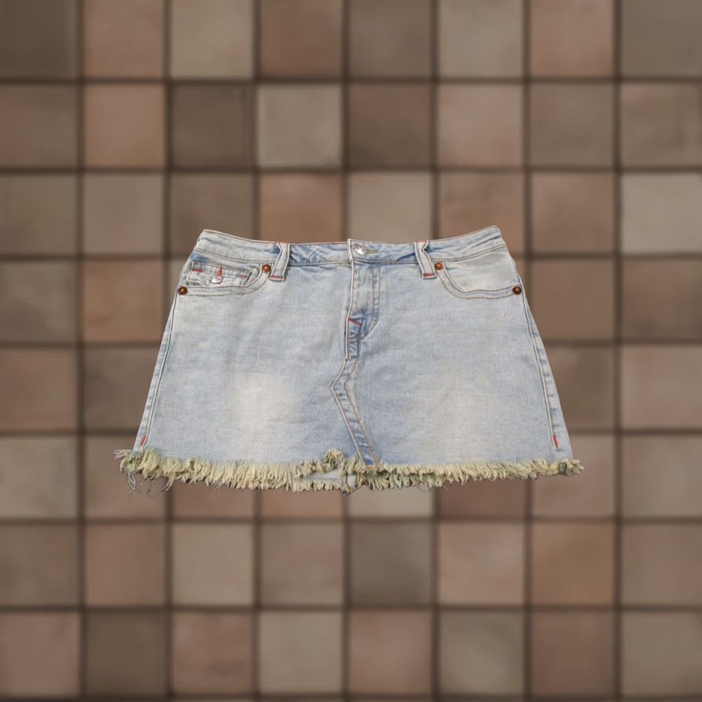 True Religion True Religion Skirt Womens 29 Blue Denim Straigh? Short Mini Casual Y2K 90s Mens? Size 29" - 1 Thumbnail