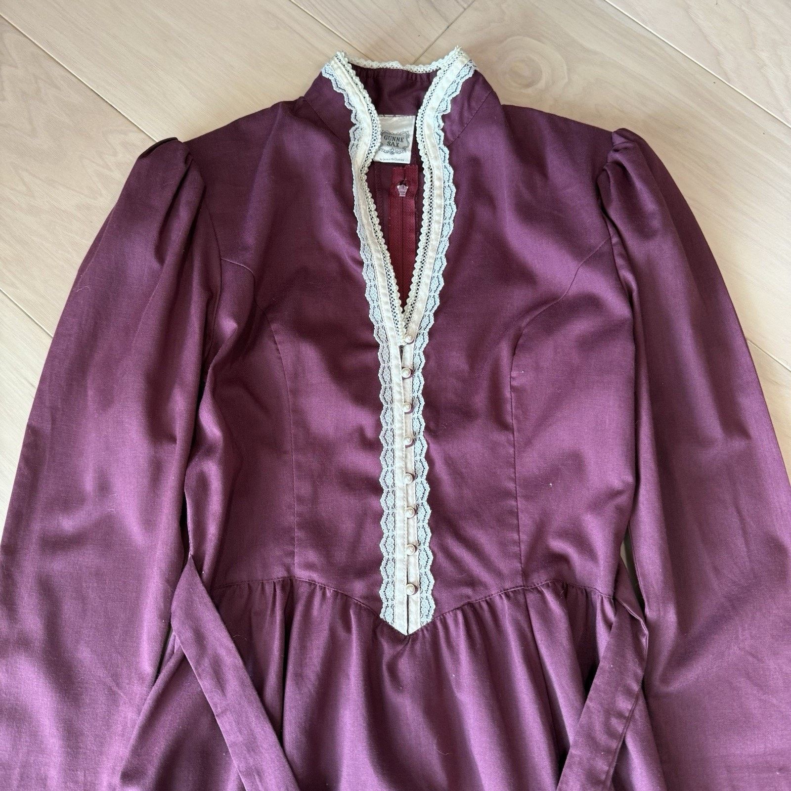 Vintage Vintage Gunne Sax Dress Women's S Maroon Lace and Taffeta Size S / US 4 / IT 40 - 3 Thumbnail