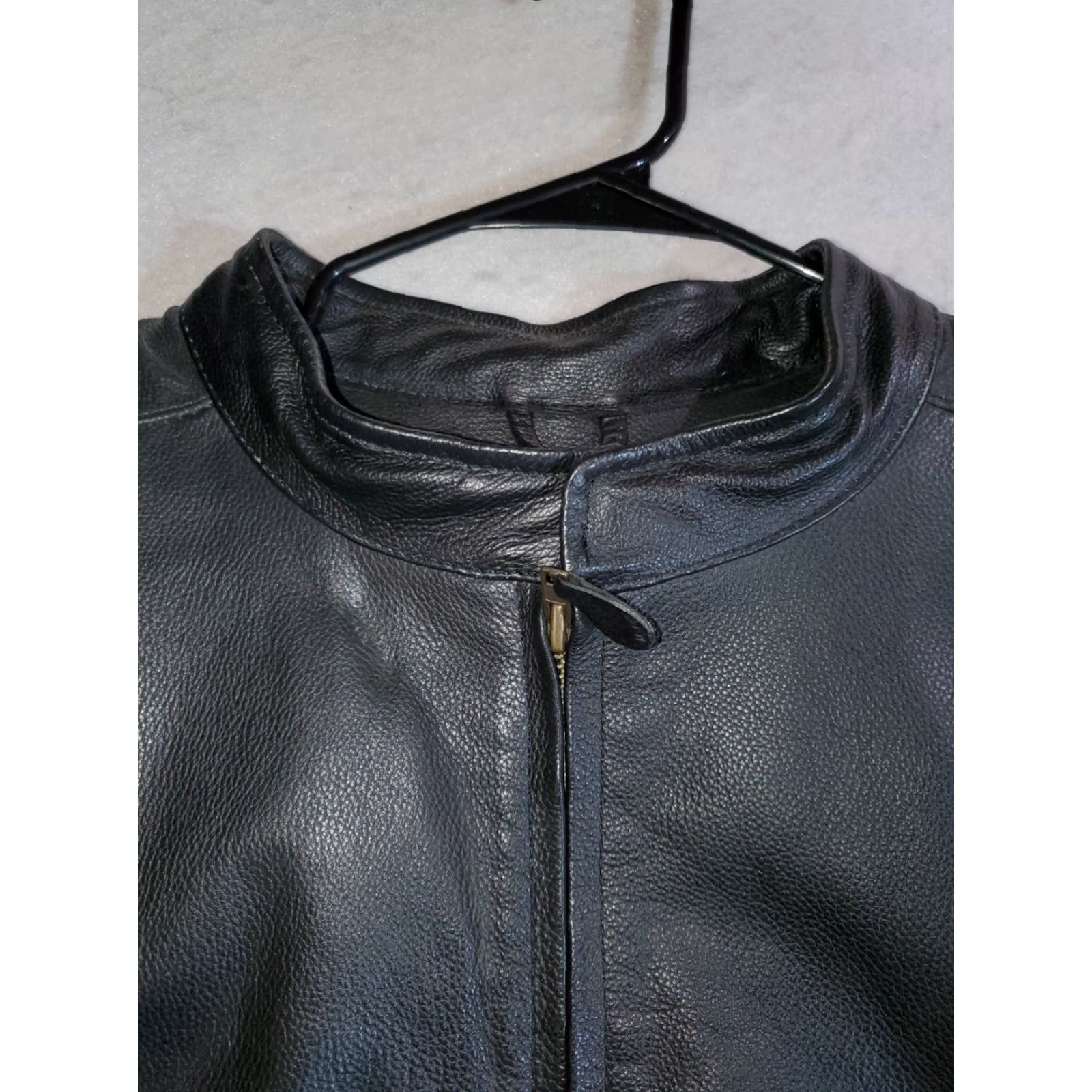 Vintage VINTAGE Leather Motorcycle Jacket - Heavy Padded - Women's 1X BLACK - Biker Style - Short Jacket - Unknown Brand - Zip Closure - Casual Wear Size XL / US 12-14 / IT 48-50 - 3 Thumbnail