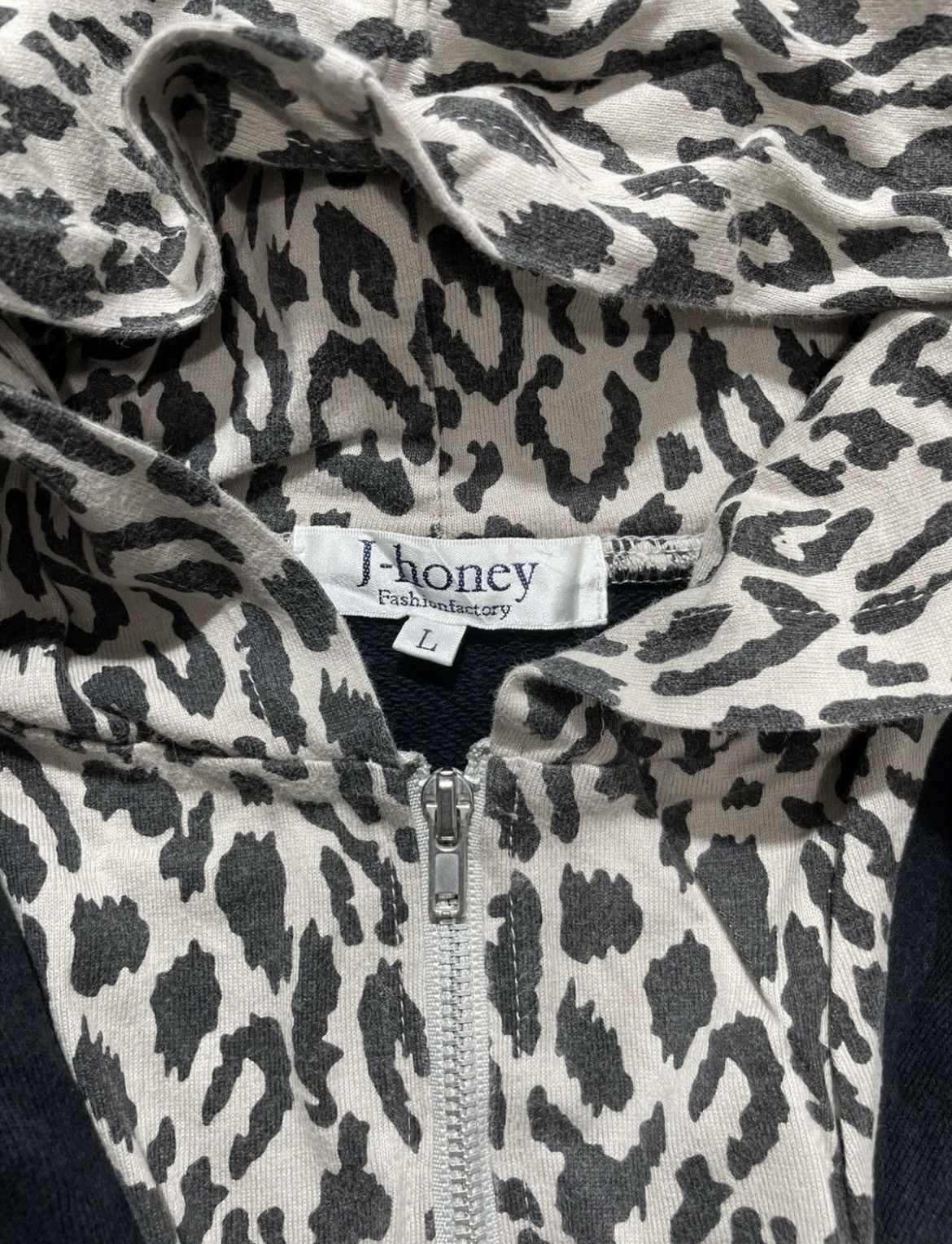 Japanese Brand × Other × Vintage Japanese Honey Leopard Double layer hoodie lgb ifsix style Size US M / EU 48-50 / 2 - 5 Thumbnail