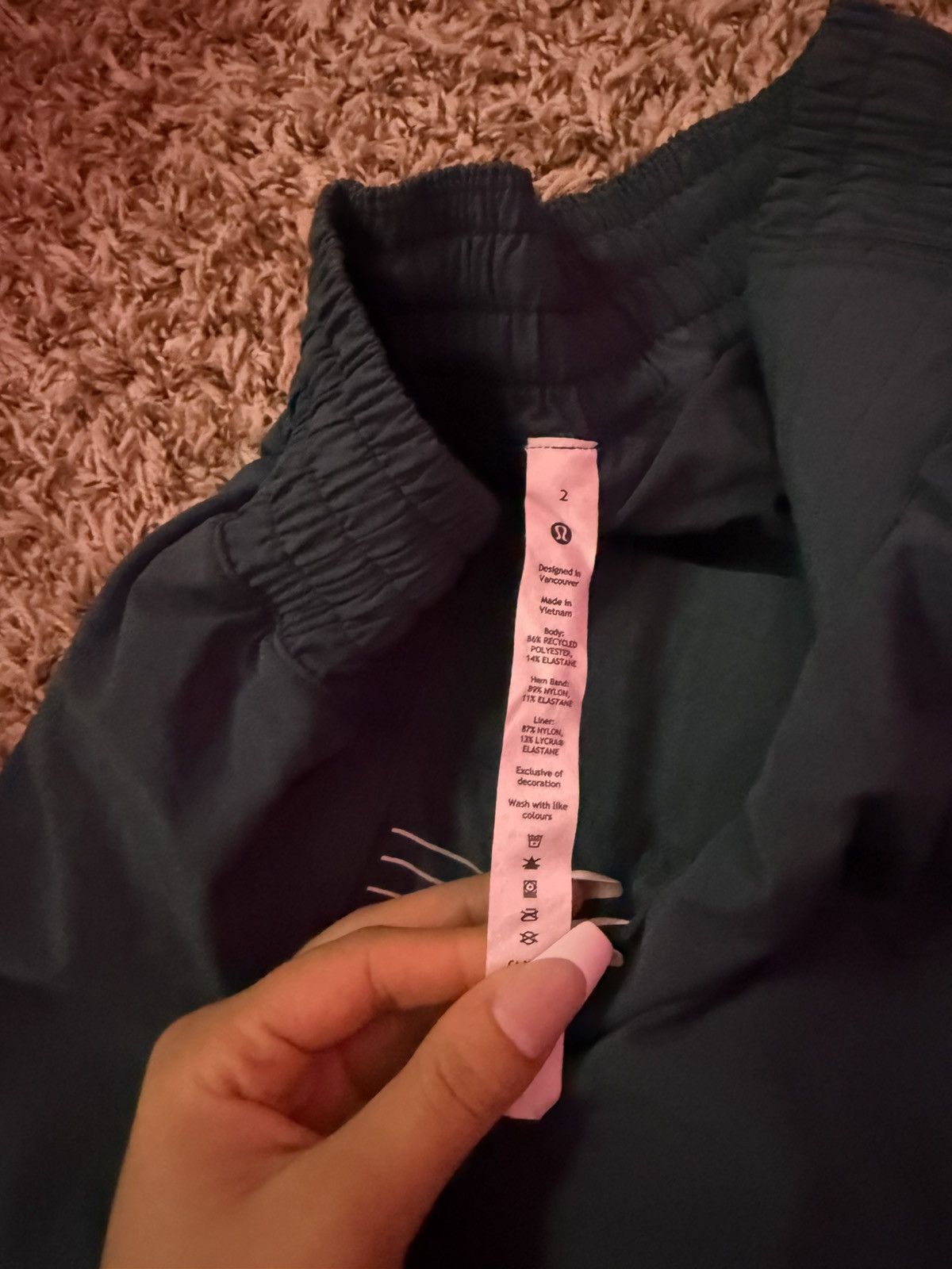 Lululemon Lululemon Special Edition Hotty Hot High-Rise Skirt Size 26" / US 2 / IT 38 - 3 Thumbnail