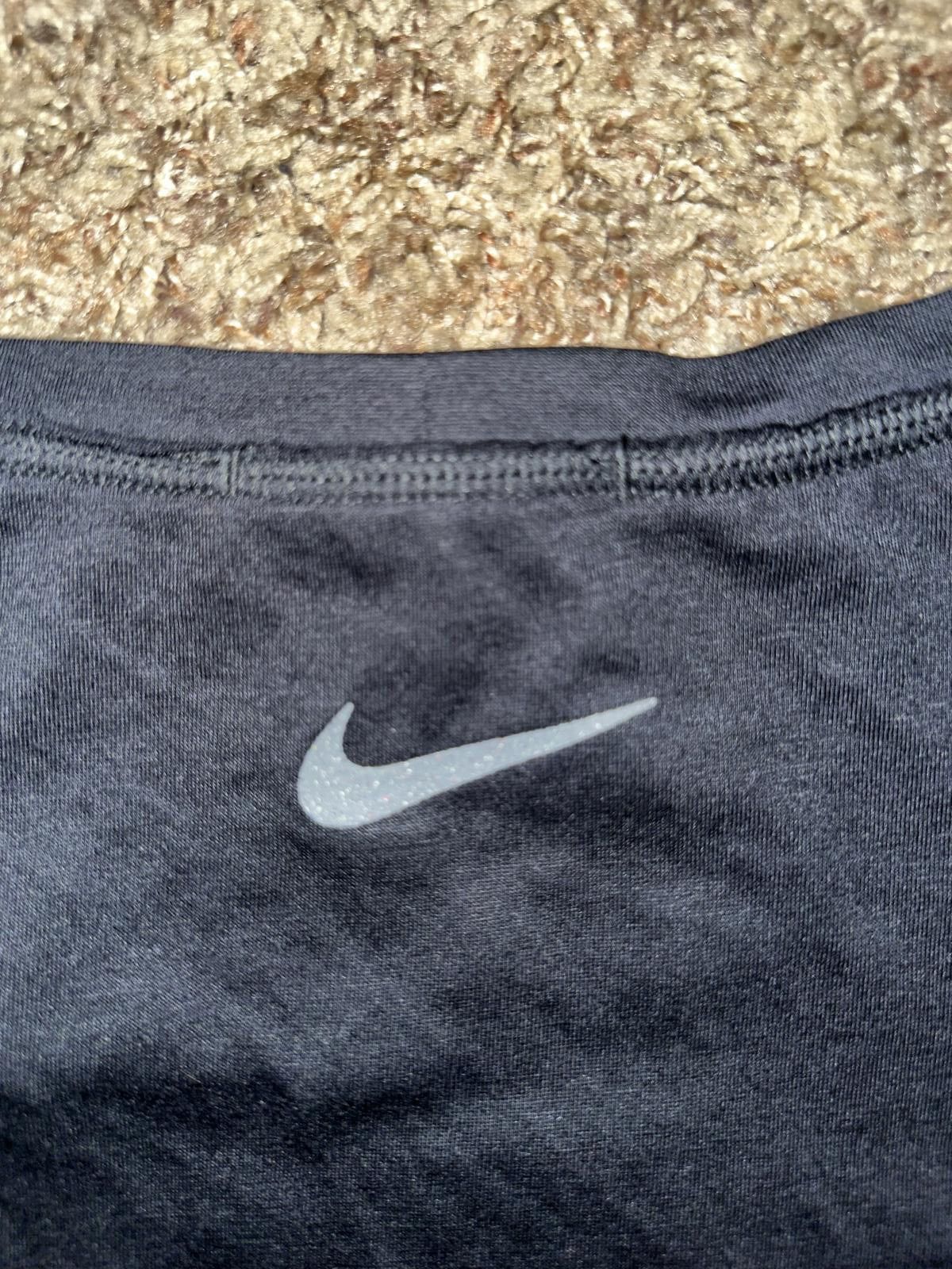 Nike Nike Men's Dri-FIT Yoga Black Tank Sample Size US M / EU 48-50 / 2 - 5 Thumbnail