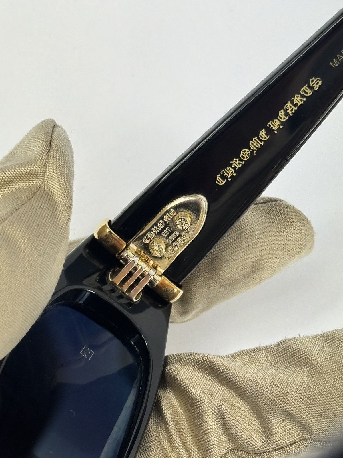 Chrome Hearts LORDN GOLD DETAILED BLACK FRAME SUNGLASSES Size ONE SIZE - 8 Thumbnail