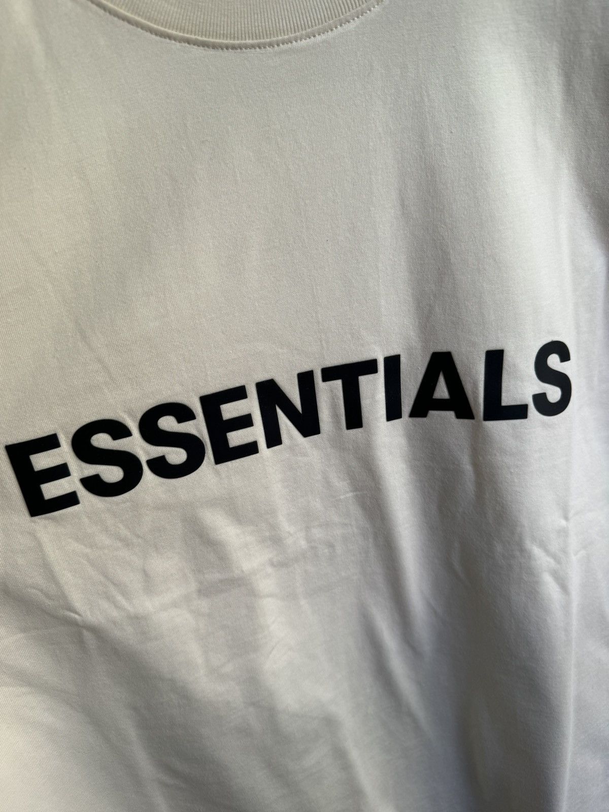 Essentials Fear Of God Essentials SS20 Applique logo Tee Cream Size US M / EU 48-50 / 2 - 4 Thumbnail