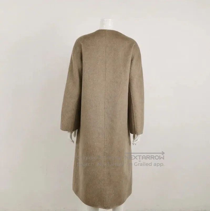 Max Mara MaxMara Cashmere Coat in Beige for Women . Size L / US 10 / IT 46 - 1 Thumbnail