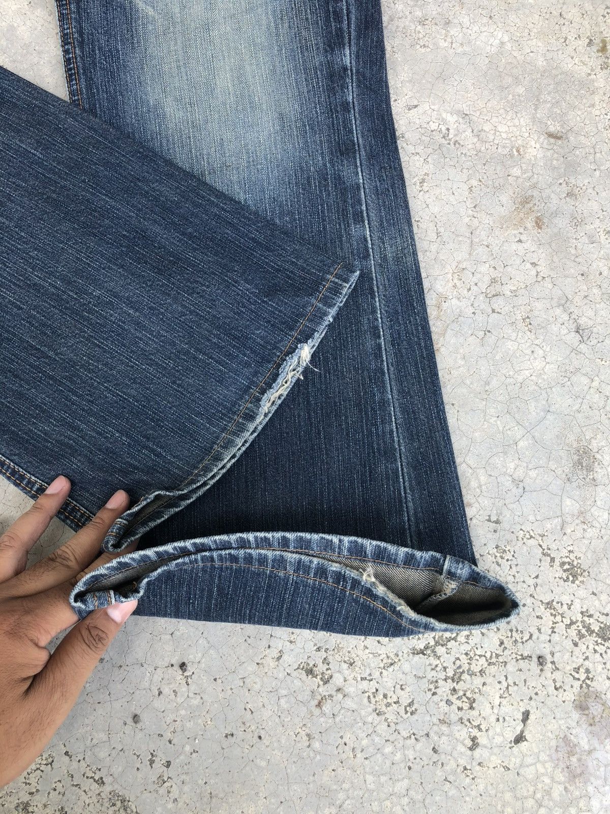 Who Decides War Japanese Edwin Navajo Flared Jeans Bootcut Distressed Size US 33 - 13 Thumbnail