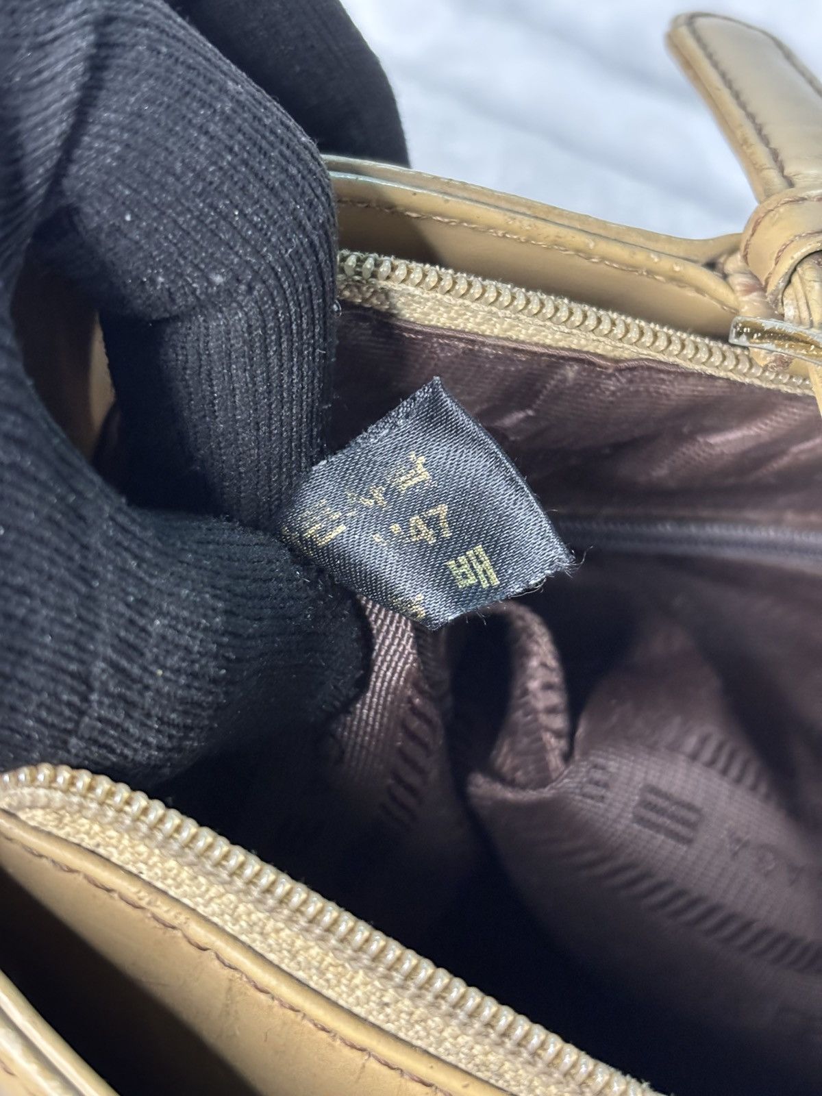 Balenciaga (very worn) Balenciaga Vintage Tote Bag Size ONE SIZE - 9 Thumbnail