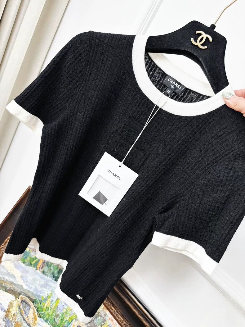 Chanel Chanel 24C black white edge knitted short sleeves Size XS / US 0-2 / IT 36-38 - 1 Thumbnail
