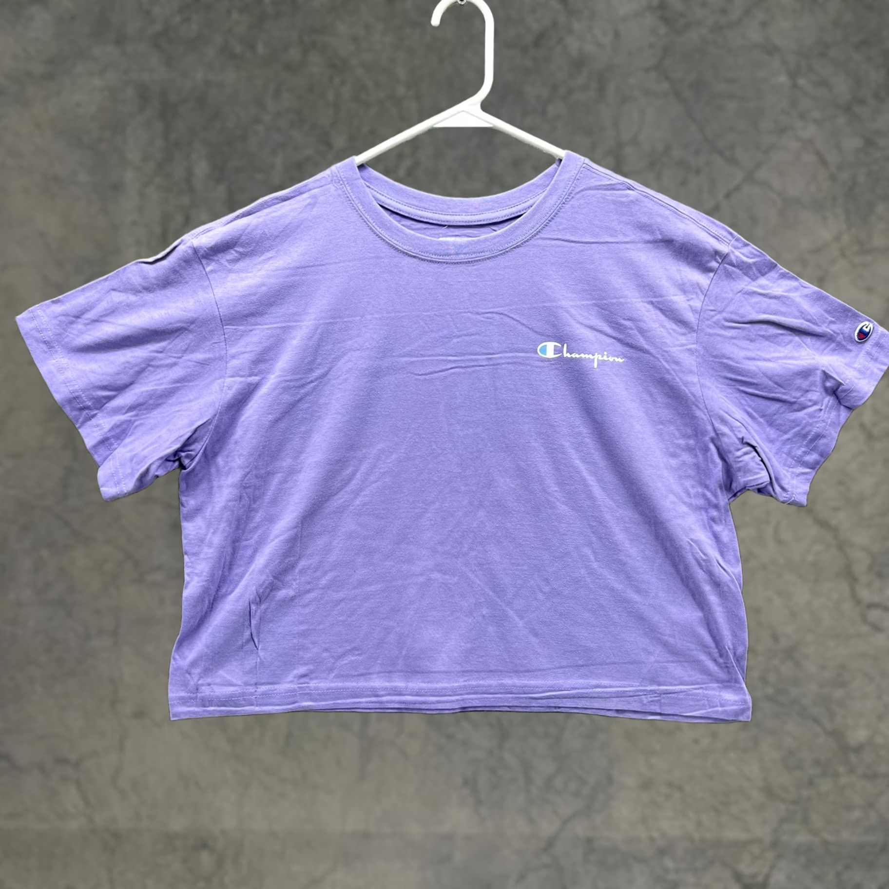 Champion Champion Shirt Womens Large Purple Logo Cropped Crew Neck Short Sleeve Tee Top Size L / US 10 / IT 46 - 1 Thumbnail