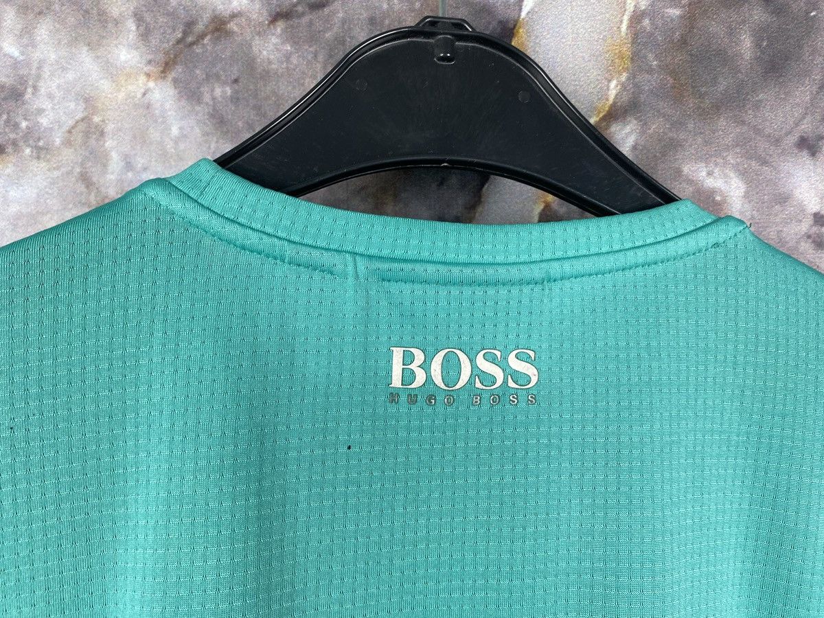 Other Men’s Petronas T-Shirt GP Winners Sportswear Size XXL Size US XXL / EU 58 / 5 - 22 Thumbnail