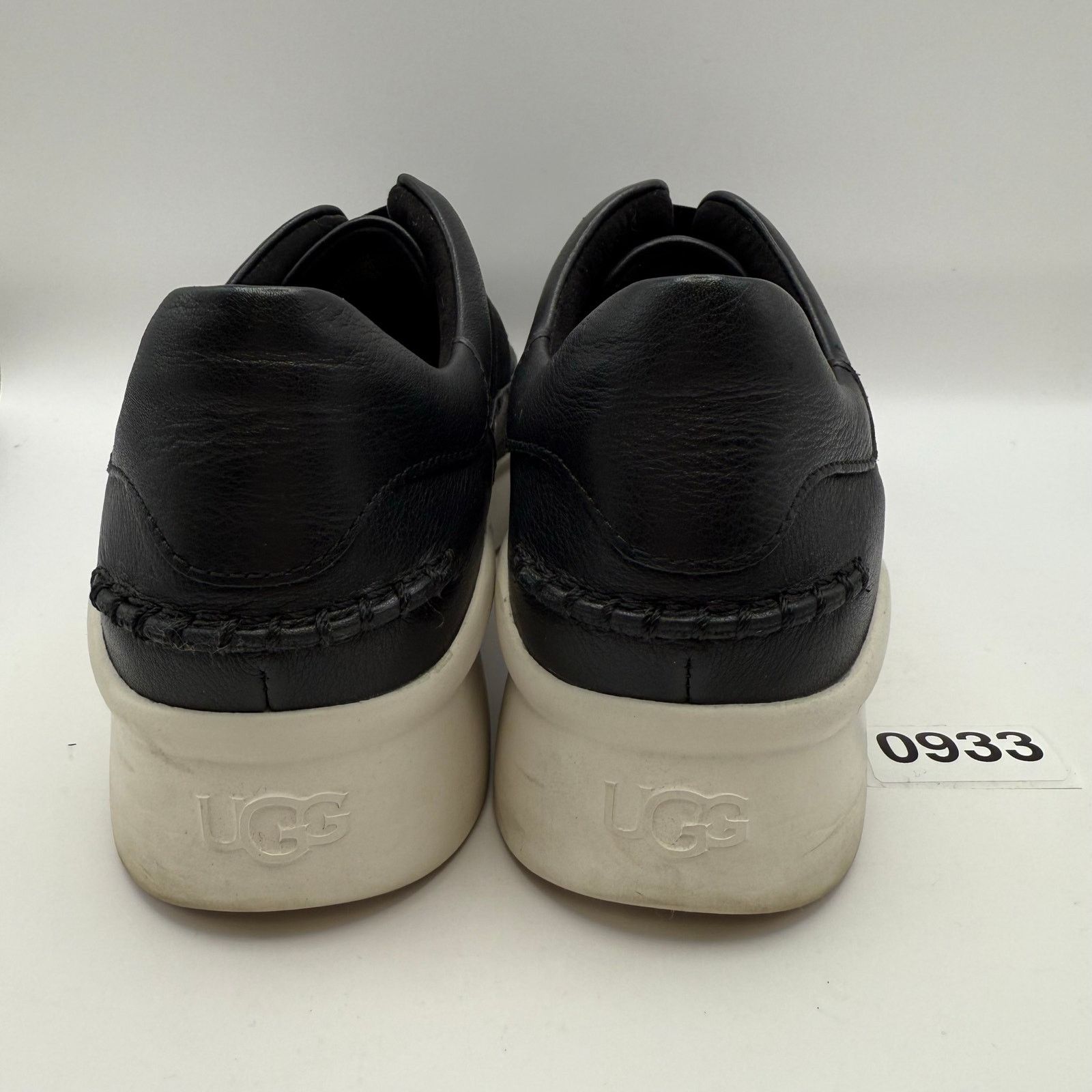 Ugg UGG WOMEN'S 7.5 LIBU BLACK LEATHER SNEAKER 1106621 Size US 7.5 / IT 37.5 - 3 Thumbnail