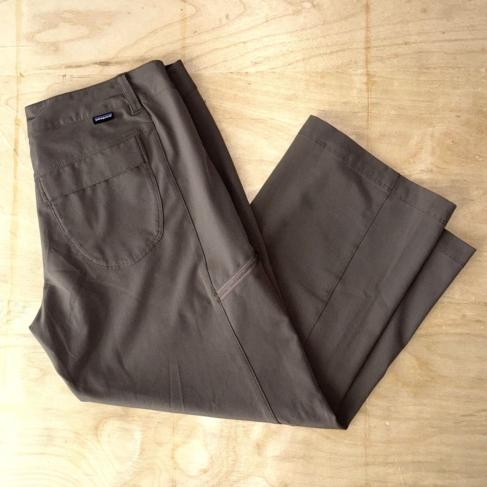 Patagonia Patagonia Happy Hike Capris Pants Earthenware Women's 6 Size 28" / US 6 / IT 42 - 2 Thumbnail