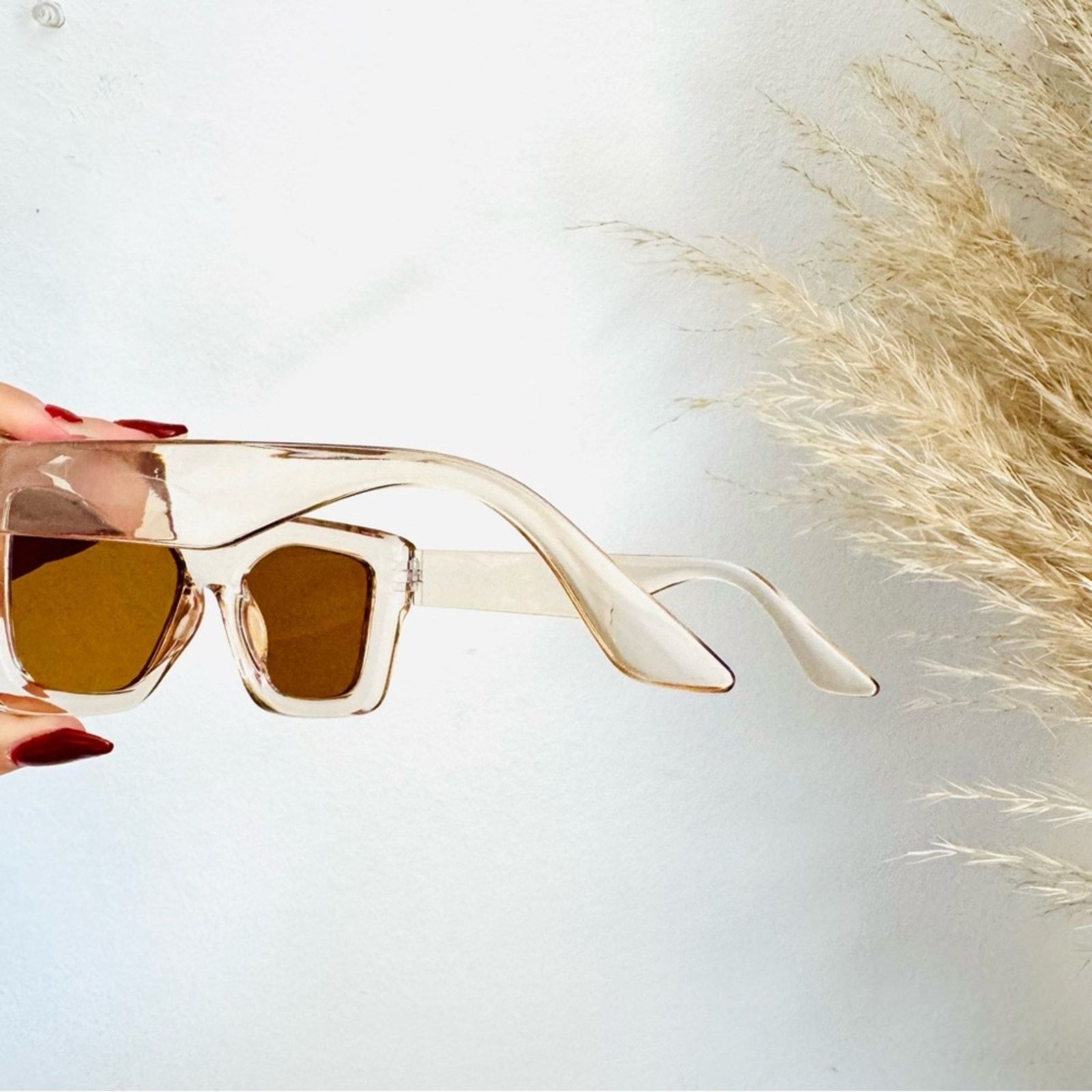 Nordstrom NEW NORDSTROM Clear Brown $78 Oversized Plastic Sunglasses Size ONE SIZE - 8 Thumbnail