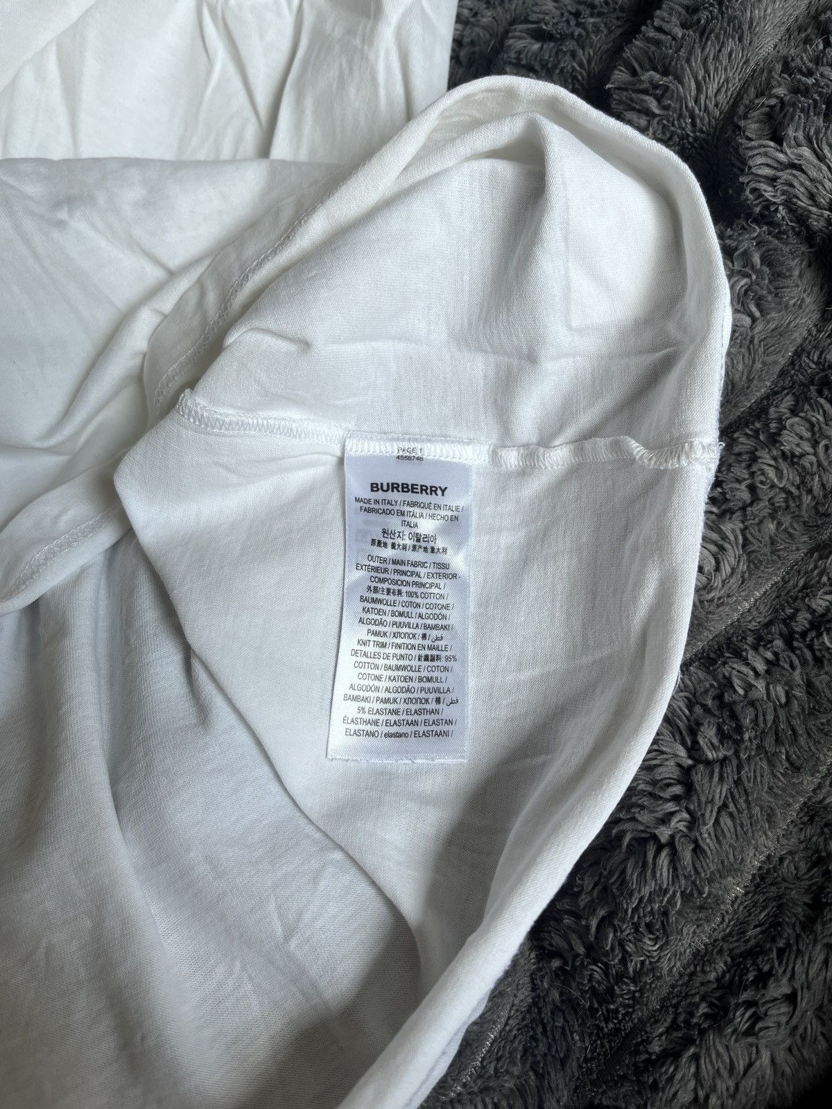 Burberry Burberry Fawn Print T-Shirt – “They Do Not Love” Quote Size US M / EU 48-50 / 2 - 9 Thumbnail