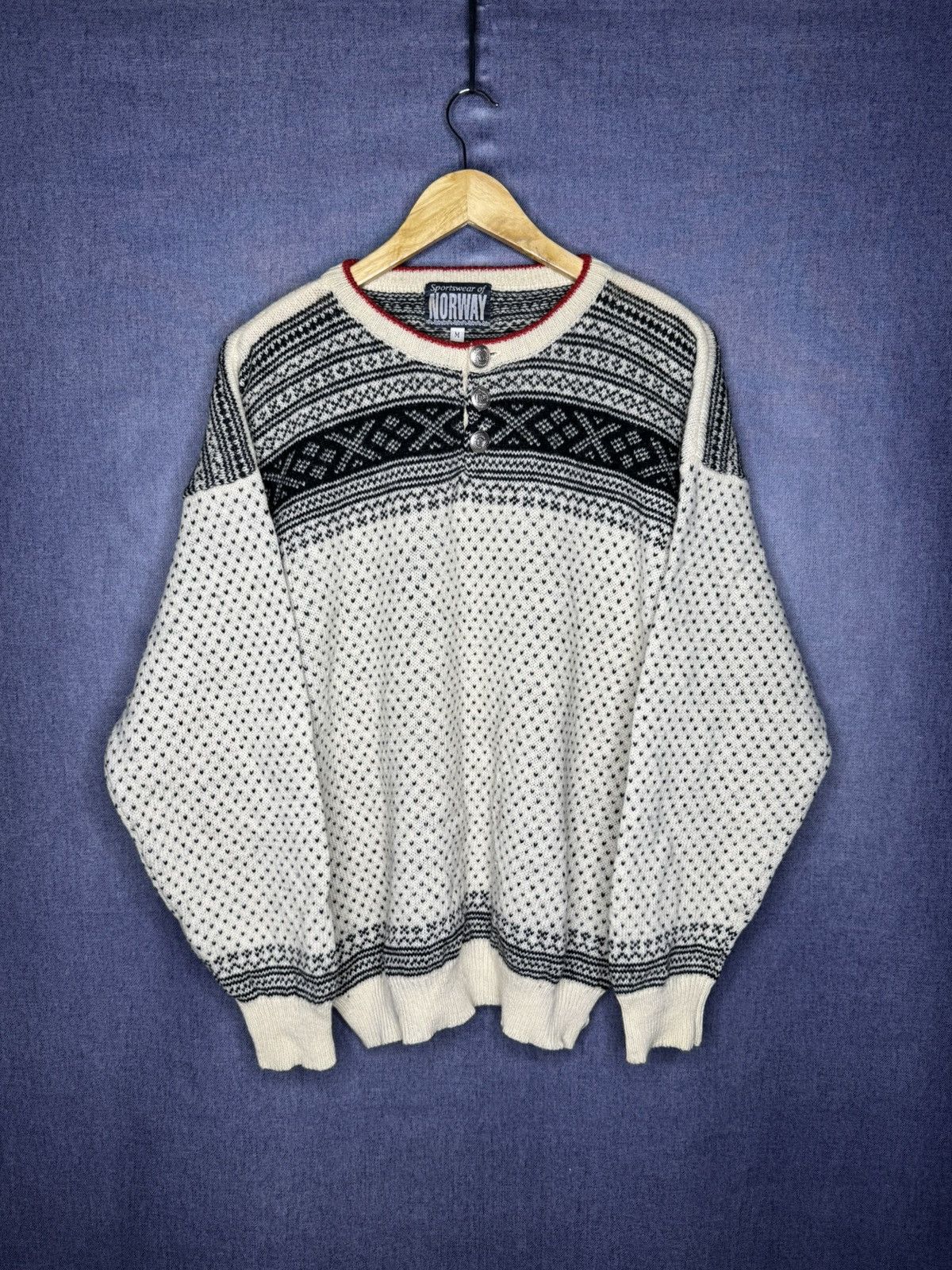 Dale Of Norway Vintage Dale Of Norway Style Sweater 100% Wool Size US M / EU 48-50 / 2 - 1 Thumbnail