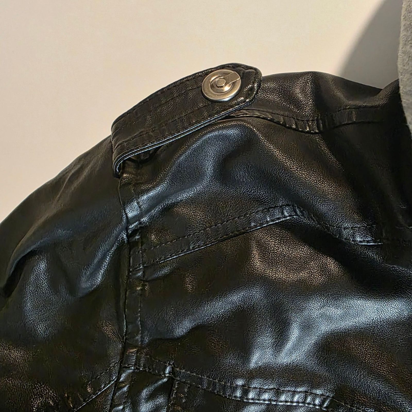 Other Refinery Republic Faux Leather Jacket – XL – Grey Hooded Size XL / US 12-14 / IT 48-50 - 6 Thumbnail