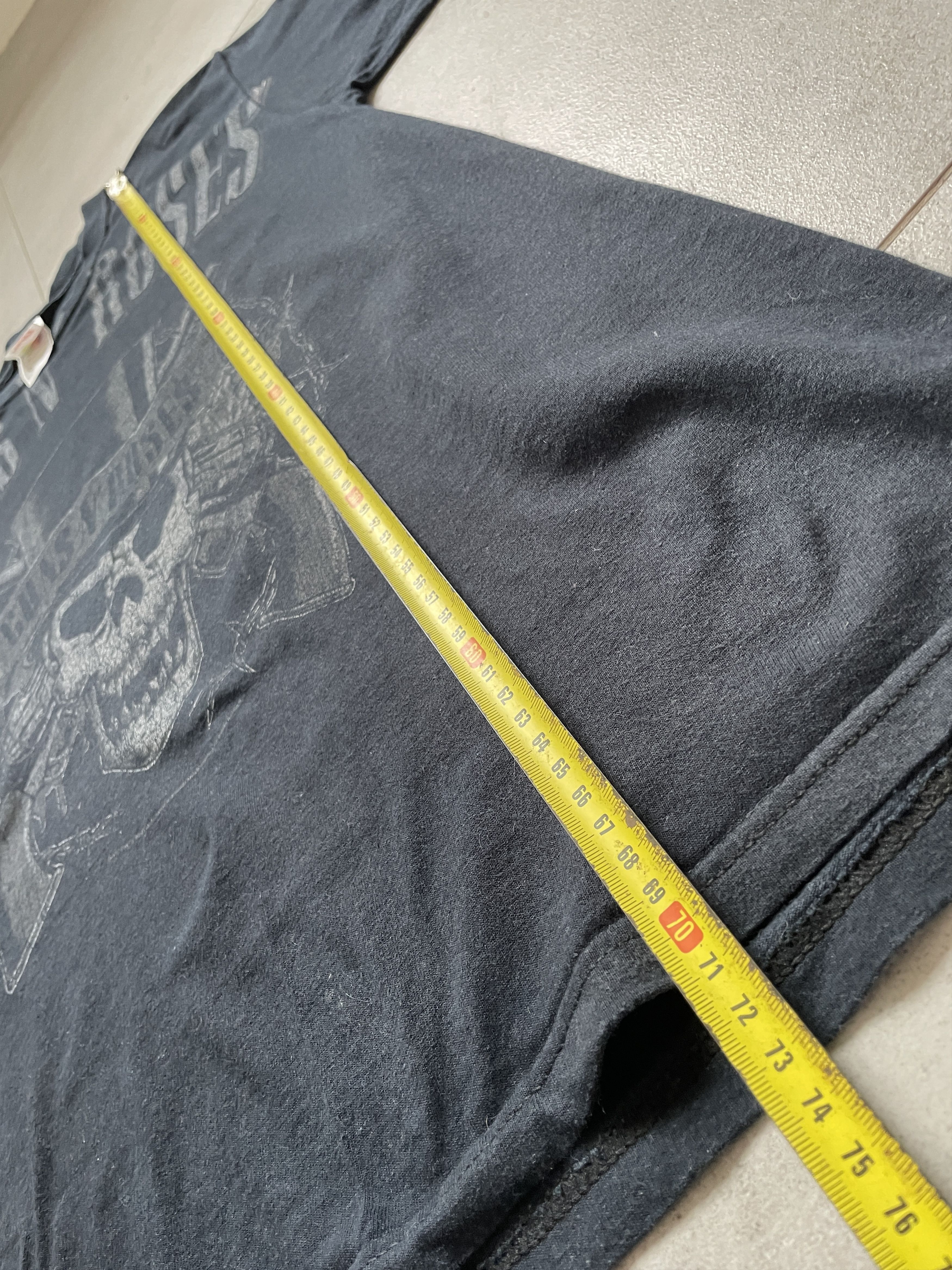 Band Tees × Vintage Y2K GUNS N ROSES 2007 AXEL ROSE AOP BLACK WASHED BAND TEE Size US M / EU 48-50 / 2 - 7 Thumbnail