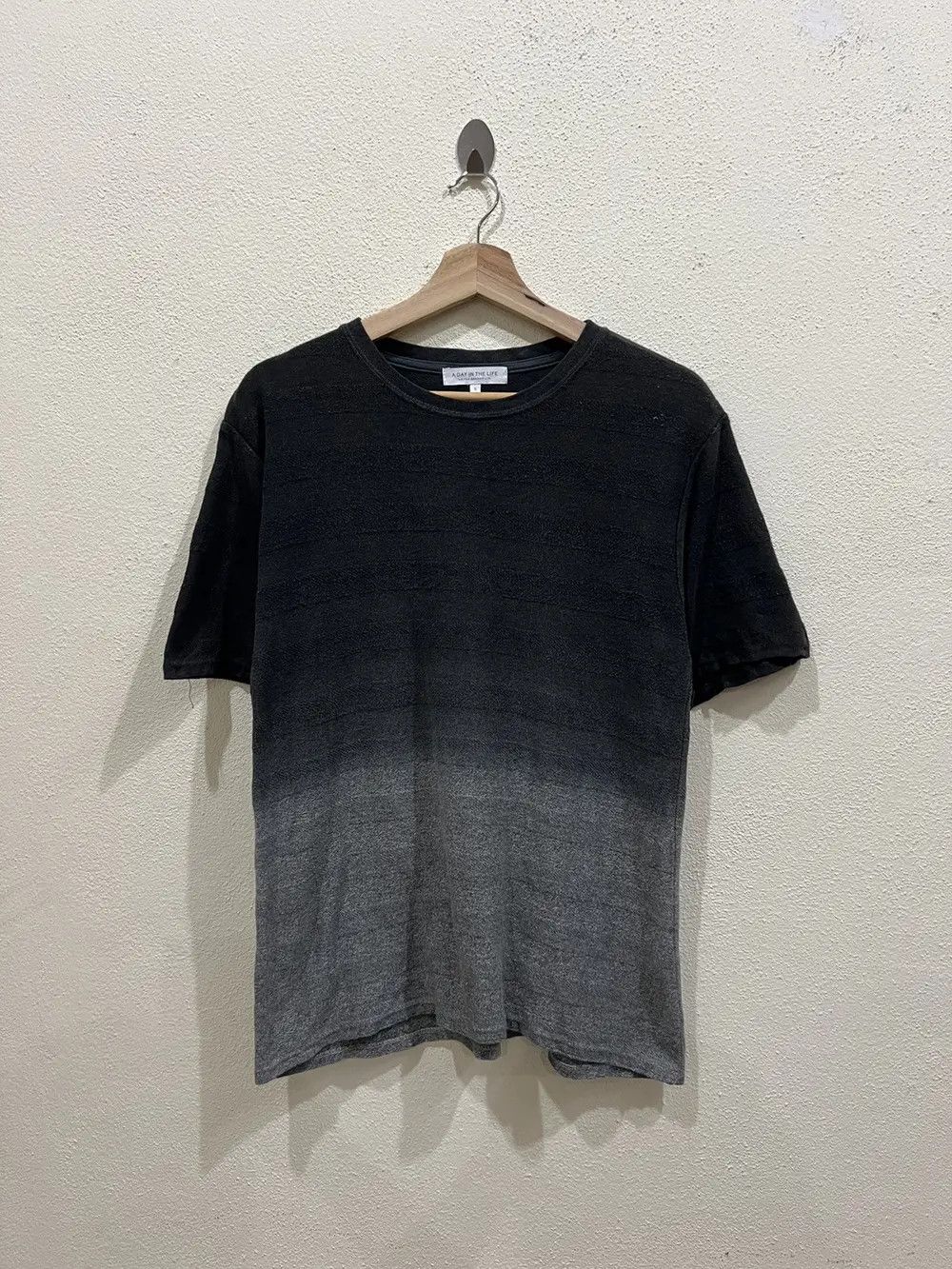 Japanese Brand Japanese Brand United Arrows Two Tone Tshirt Size US S / EU 44-46 / 1 - 2 Thumbnail