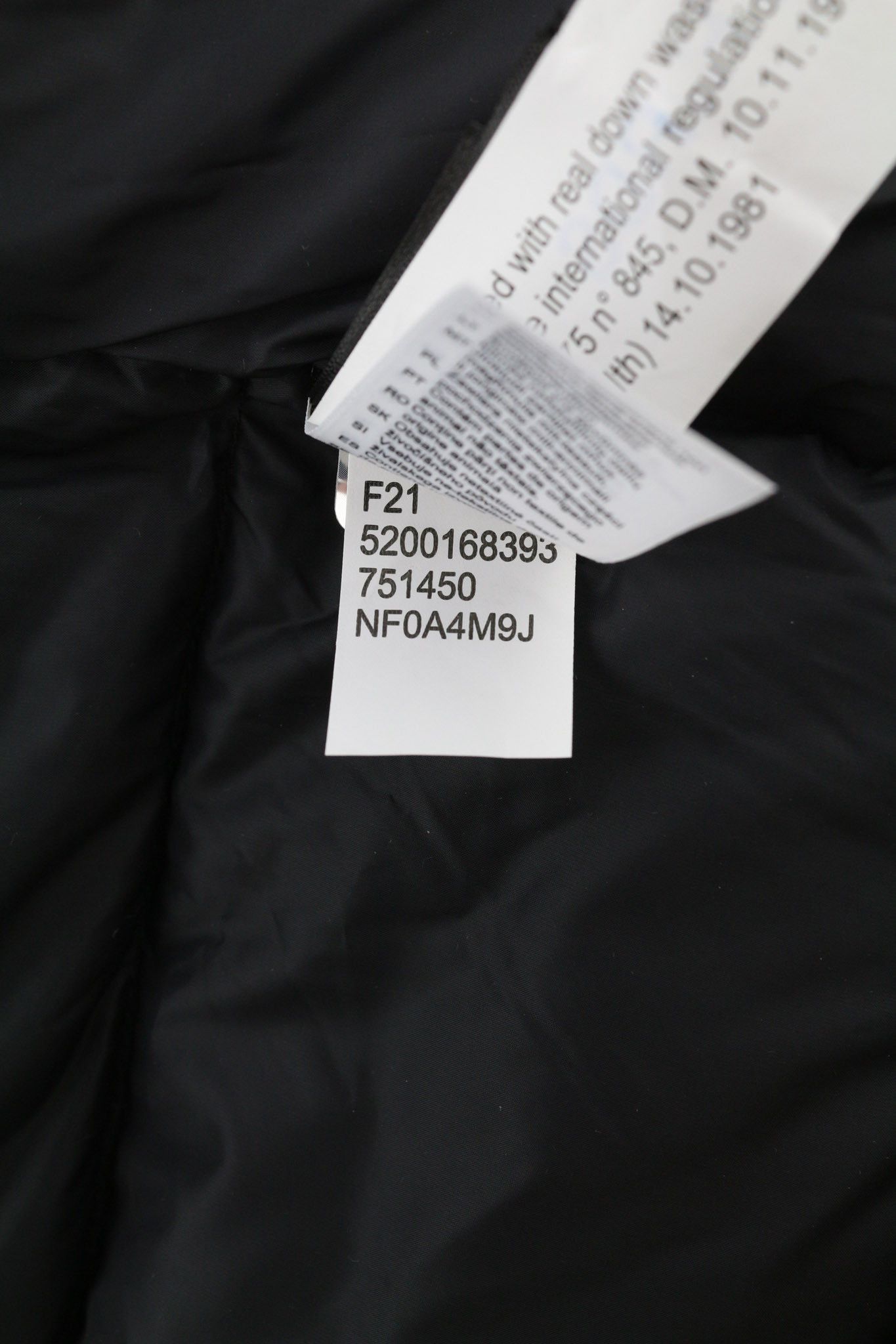 The North Face DIABLO DOWN S Black 700 Down Filled Puffer 81673 Size US S / EU 44-46 / 1 - 12 Thumbnail