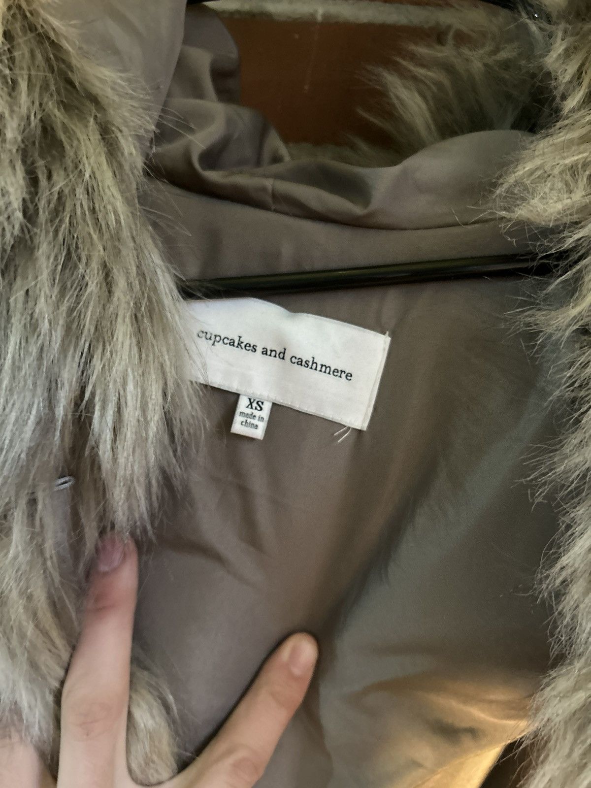 Vintage Vintage Long Fur Hoodie Size US XS / EU 42 / 0 - 3 Thumbnail