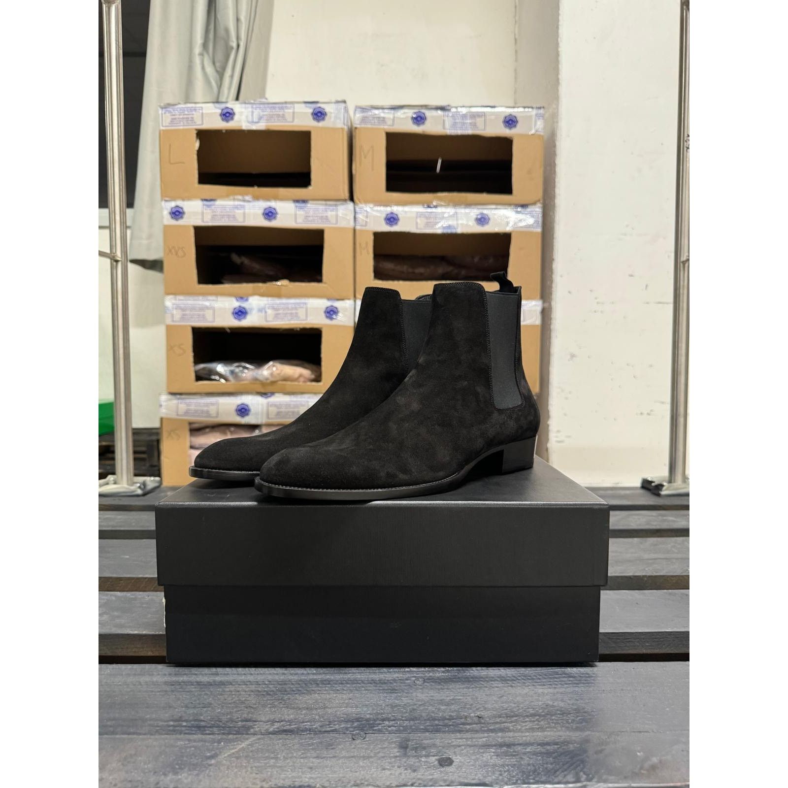 Saint Laurent Paris o1alsimx924 375680 Suede Chelsea Boots in Black Size US 12 / EU 45 - 2 Thumbnail