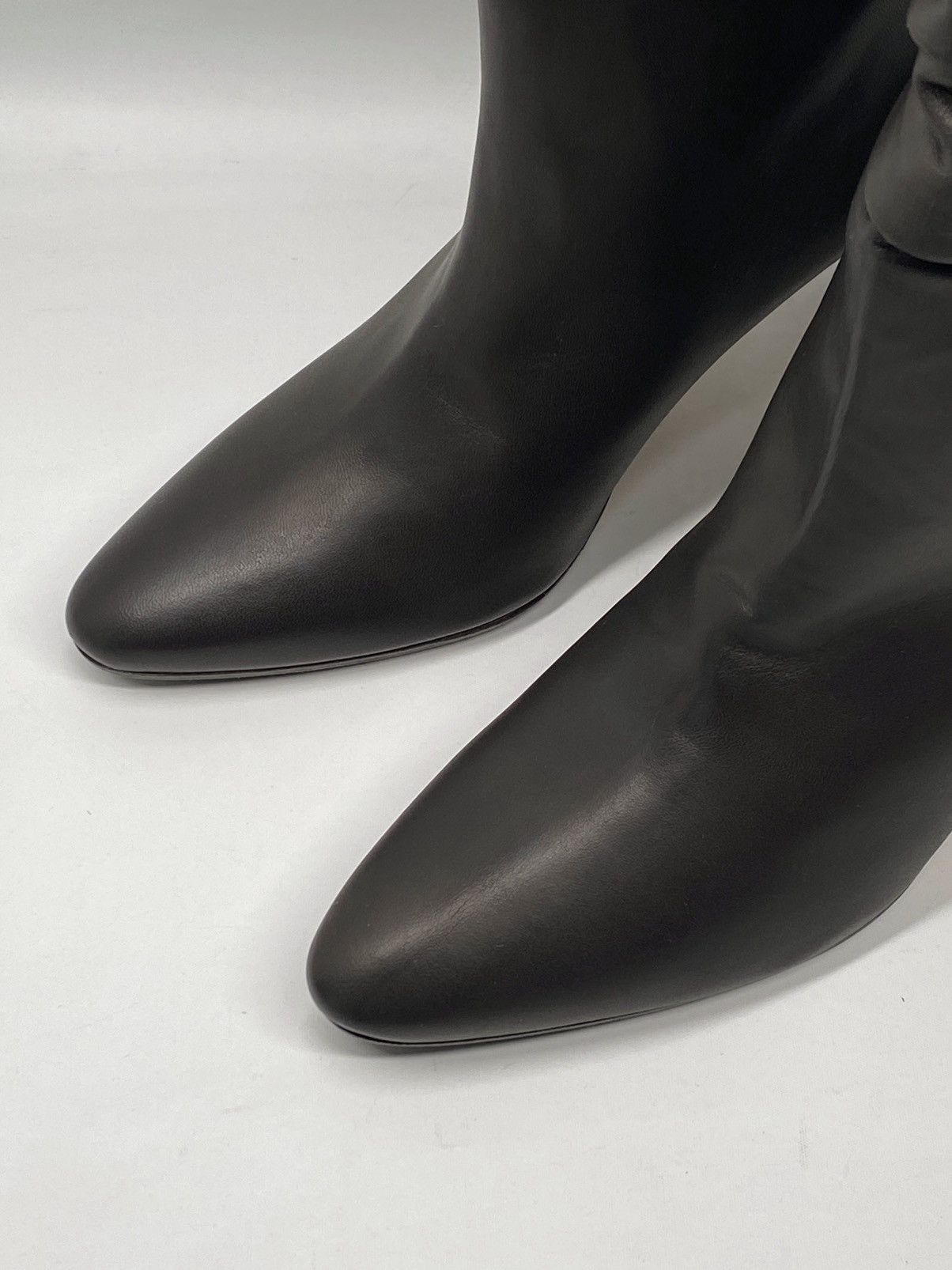 Manolo Blahnik Manolo Blahnik Calasso 90MM Ruched Leather Boots size 42 Size US 12 / IT 42 - 8 Thumbnail
