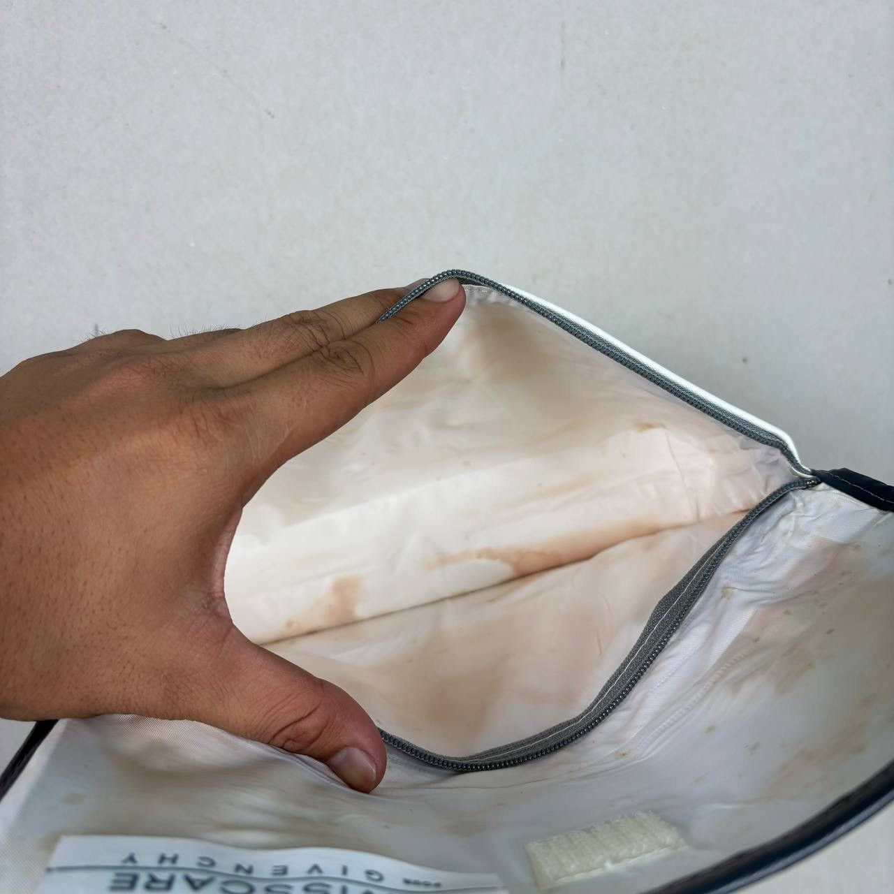 Givenchy Pochette Givenchy White Clutch Bag Size ONE SIZE - 9 Thumbnail
