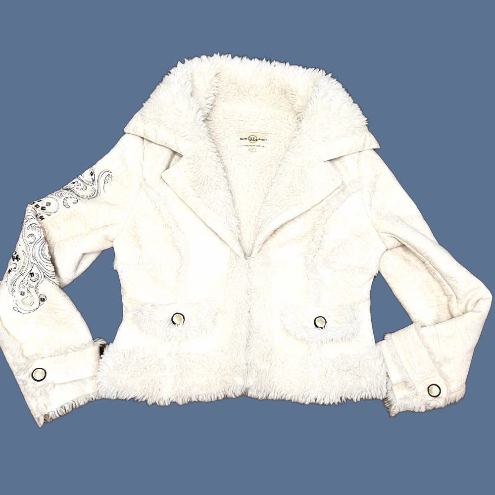 Vintage VINTAGE Wilson’s Leather Jacket Beiges Faux Suede Fur Trim Embroidered Sleeve L Women’s 90s Boho Western Y2K Size L / US 10 / IT 46 - 1 Thumbnail
