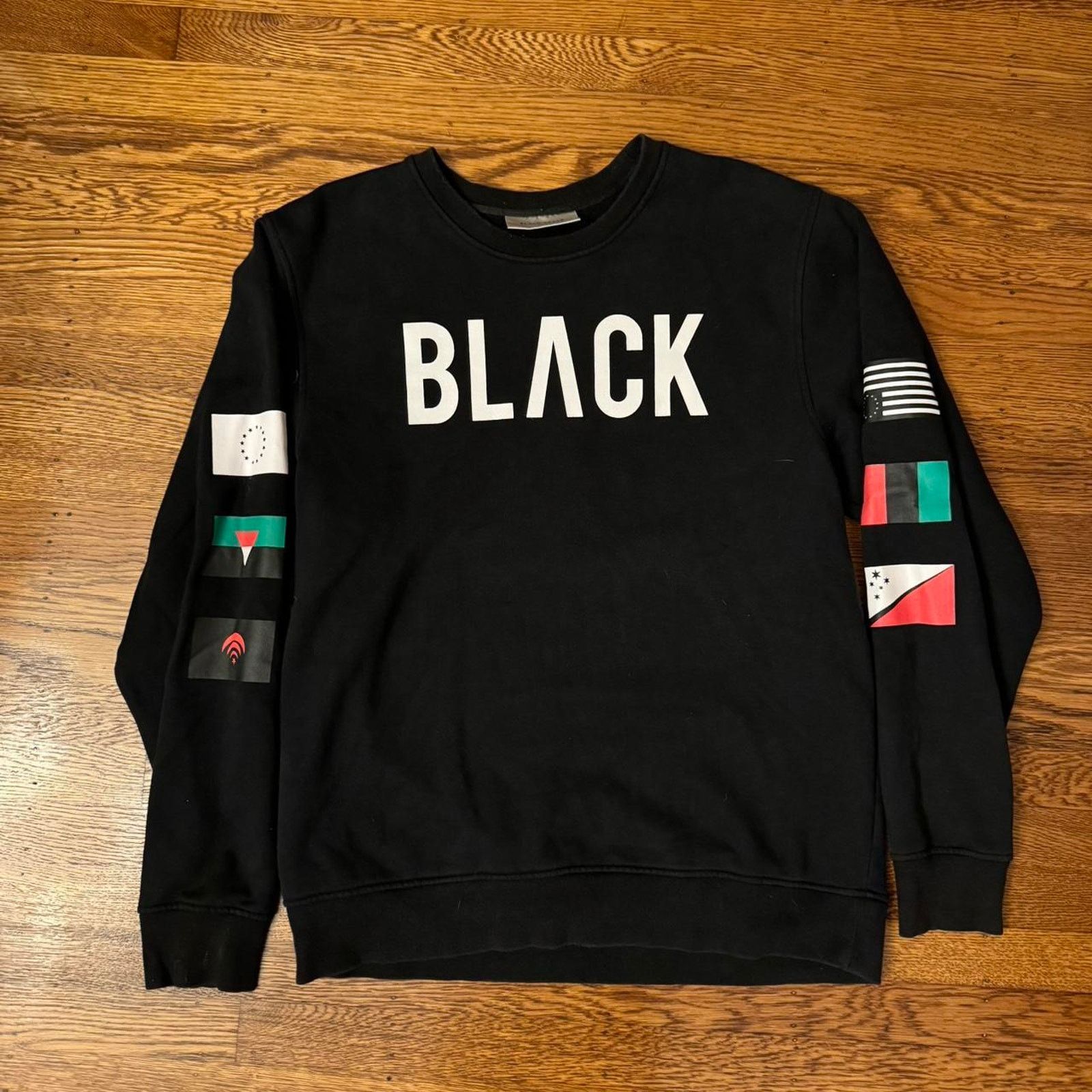 Black Scale Vintage black scale sweater Size US M / EU 48-50 / 2 - 1 Thumbnail