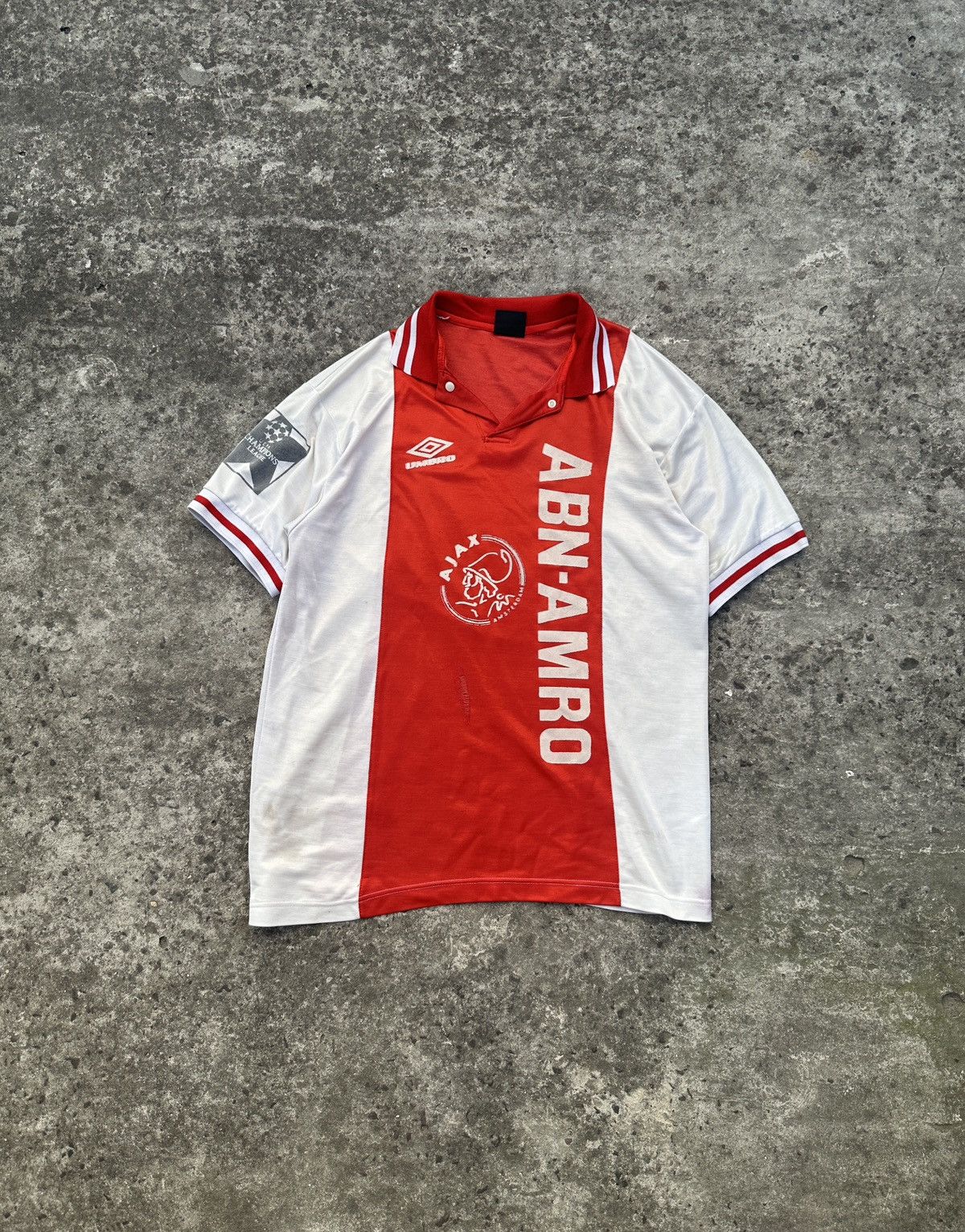 Umbro Vintage Umbro 7 Ajax Soccer Jersey Streetwear Rare L 90s Size US L / EU 52-54 / 3 - 1 Thumbnail