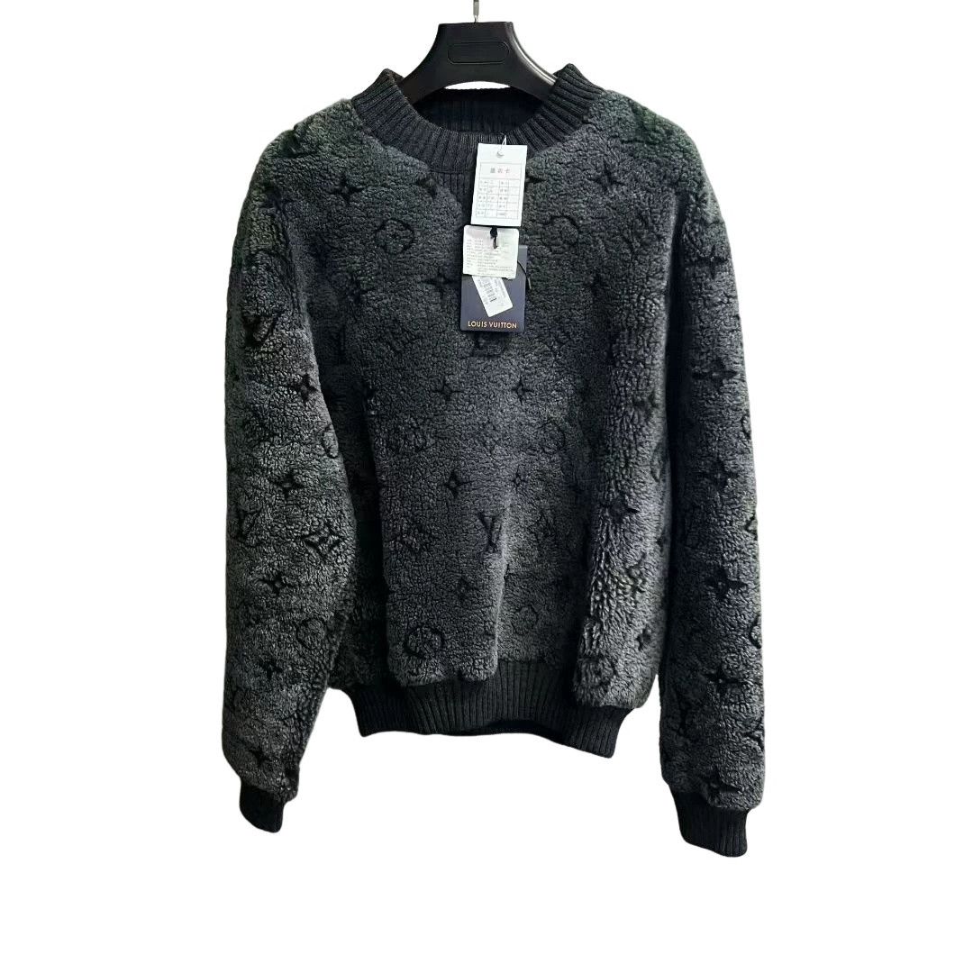 Louis Vuitton Louis Vuitton Monogram Shearling Sweatshirt L Size US L / EU 52-54 / 3 - 1 Thumbnail