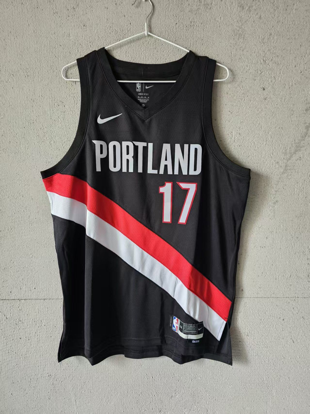 NBA Portland Trail Blazers #17 Shaedon Sharpe Jersey 25 26 Size US M / EU 48-50 / 2 - 1 Thumbnail