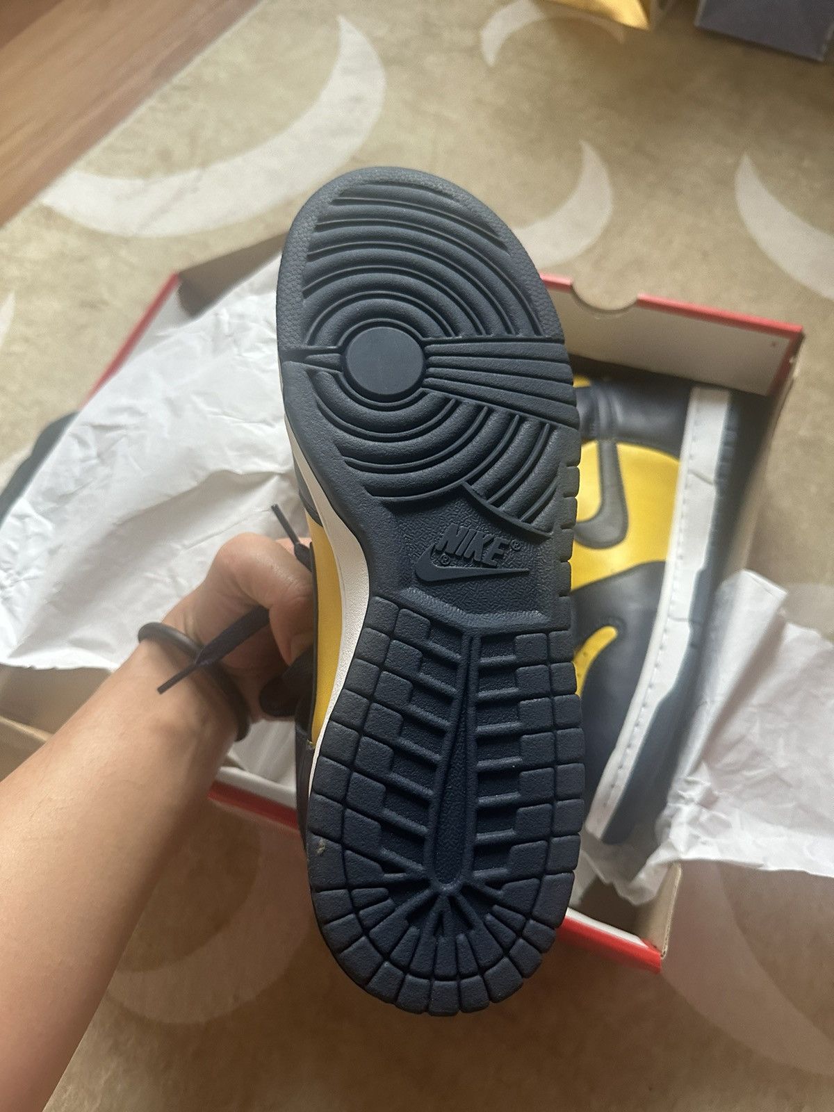 Nike Dunk Hi SP - Michigan Size US 10 / EU 43 - 2 Thumbnail