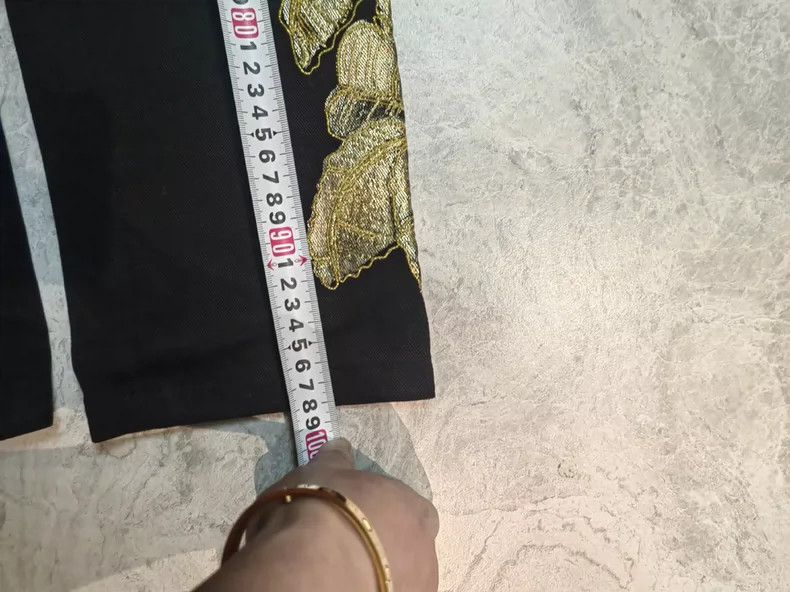 Versace Versace Gold embroidered jeans Size US 31 - 9 Thumbnail