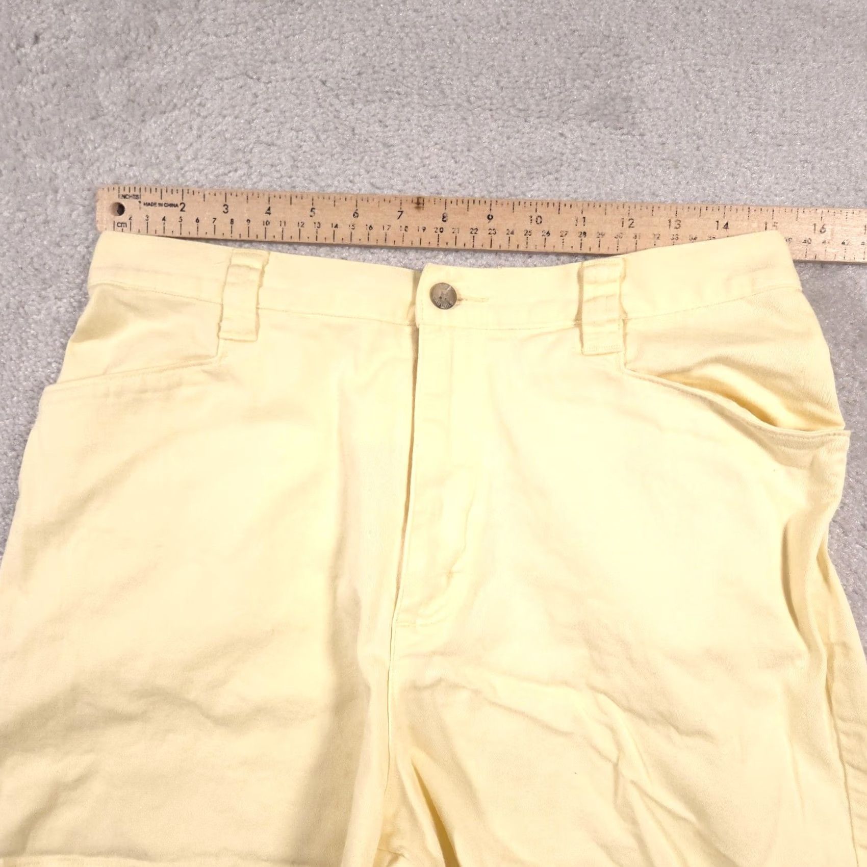 Lee VINTAGE? Lee Casuals Shorts Womens 12 Yellow Stretch Cotton Zip Fly Front Pockets Summer Size 34" / US 12 / IT 48 - 6 Thumbnail