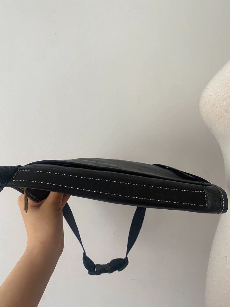 Vivienne Westwood Vivienne Westwood size os Cowhide Saturn motorcycle bag Size ONE SIZE - 8 Thumbnail