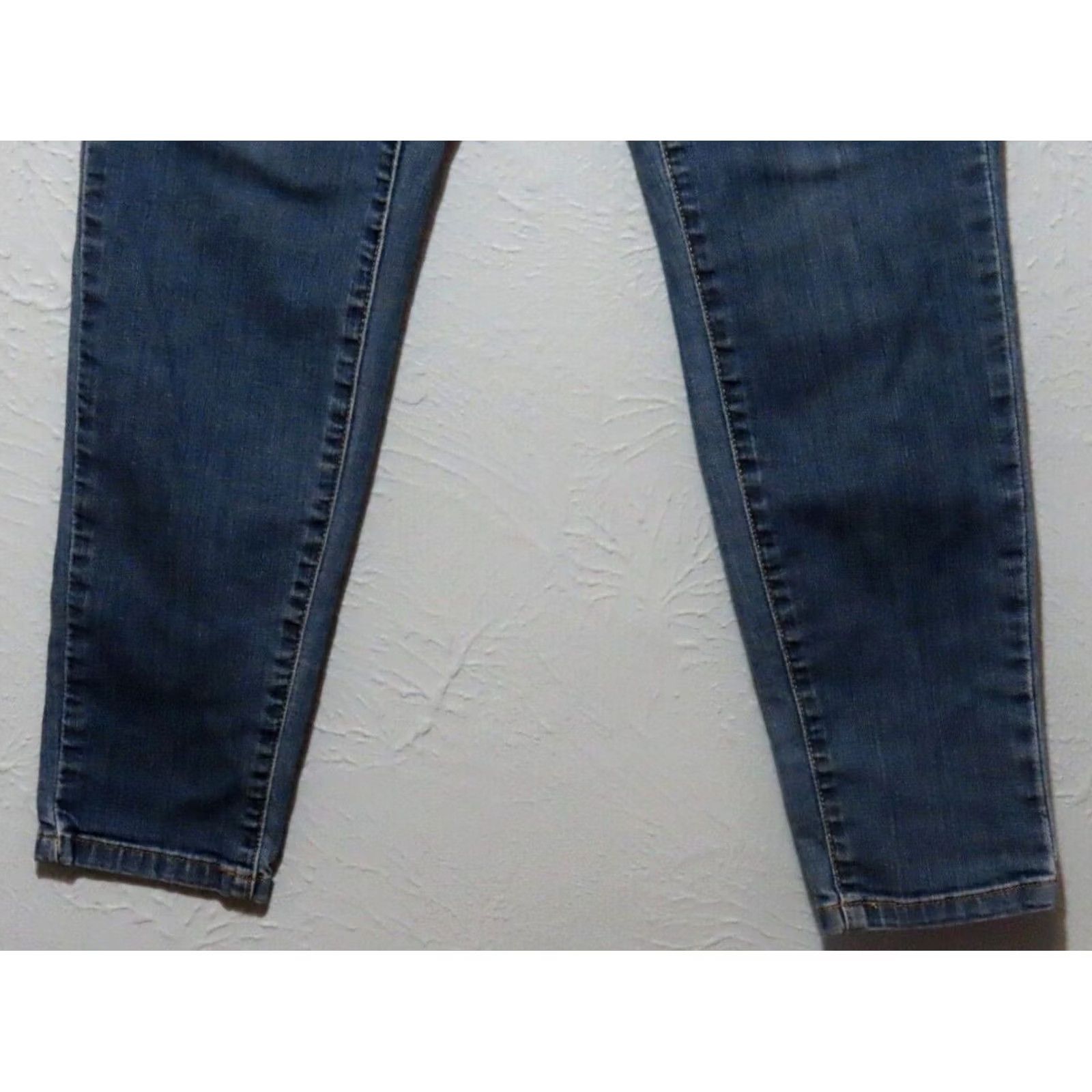 Vintage VINTAGE? LL Bean Womens Jeans 10 Regular Classic Fit True Shape Blue 29x28 Denim Straight High Rise Middle Wash Women Jeans Size 32" / US 10 / IT 46 - 2 Thumbnail