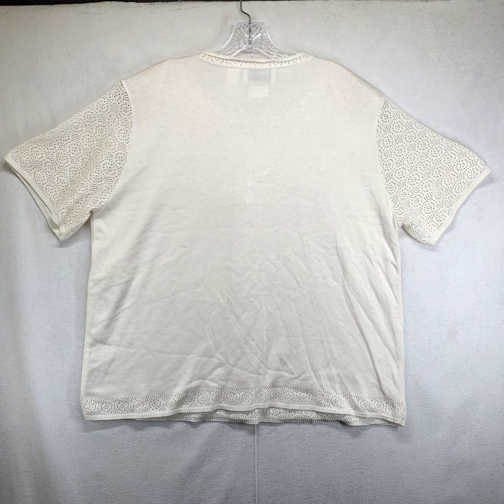 Vintage VINTAGE Alfred Dunner Women's Blouse 2X Beige Floral Embroidered Short Sleeve Knit All Seasons Size XXL / US 16-18 / IT 52-54 - 2 Thumbnail