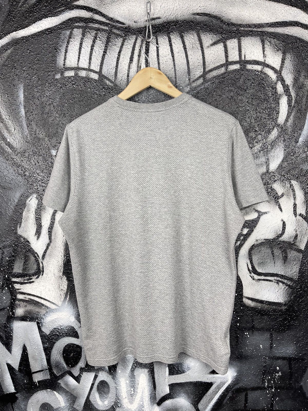 Fred Perry Fred Perry Front Pocket Embroidered Logo Grey Cotton Casual T-Shirt Men’s Size M Size US M / EU 48-50 / 2 - 7 Thumbnail
