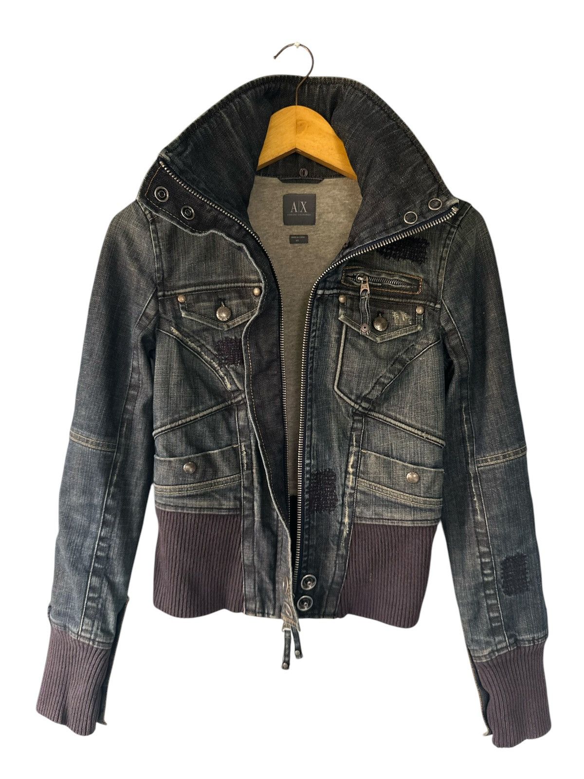 Armani Exchange 2000s VTG DISTRESSED ARMANI ZIP BUTTON STUDDED DENIM JACKET Size US XS / EU 42 / 0 - 3 Thumbnail