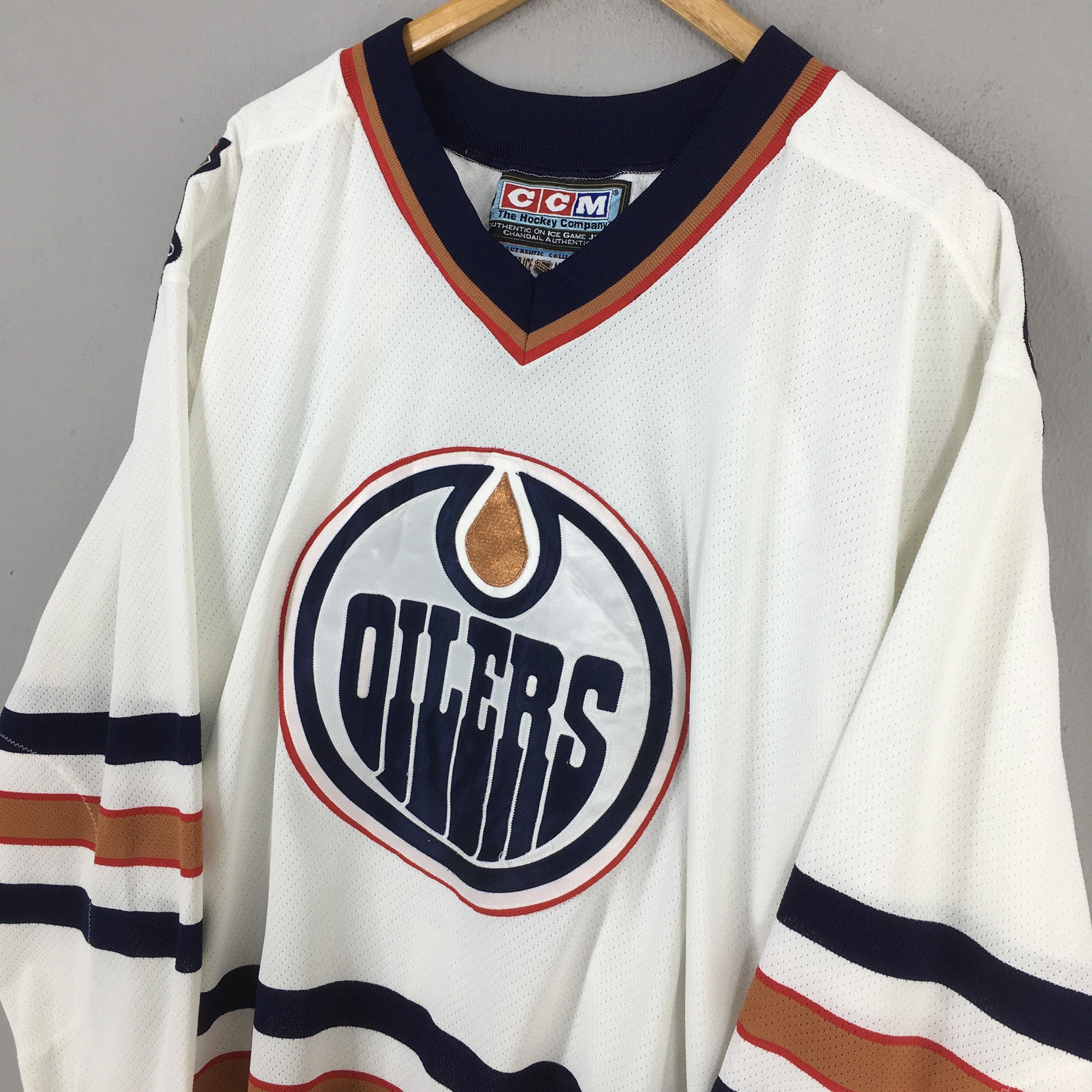 NHL Vintage 90s Edmonton Oilers NHL Ccm Jersey XLarge Size US XL / EU 56 / 4 - 3 Thumbnail
