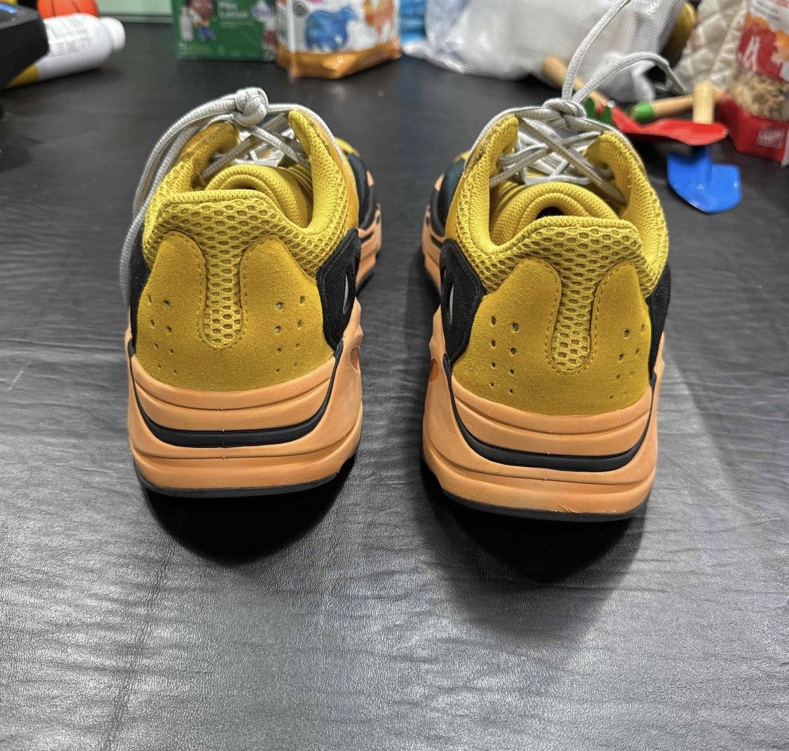 Yeezy Yeezy 700 Sun size 12 Size US 12 / EU 45 - 4 Thumbnail