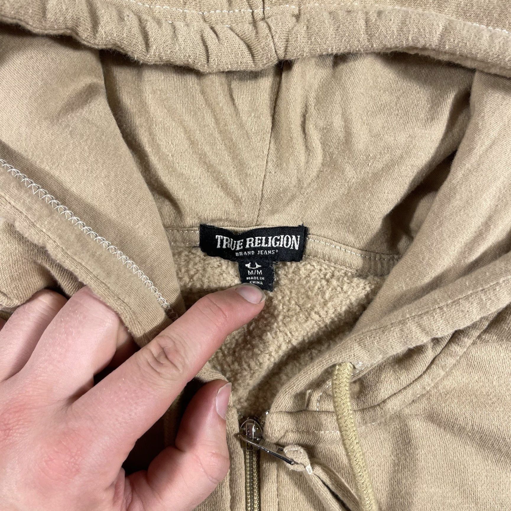 True Religion VINTAGE True Religion Buddha Logo Seal Full Zip Hoodie Mens Medium Beige Fleece Y2K Size US M / EU 48-50 / 2 - 3 Thumbnail