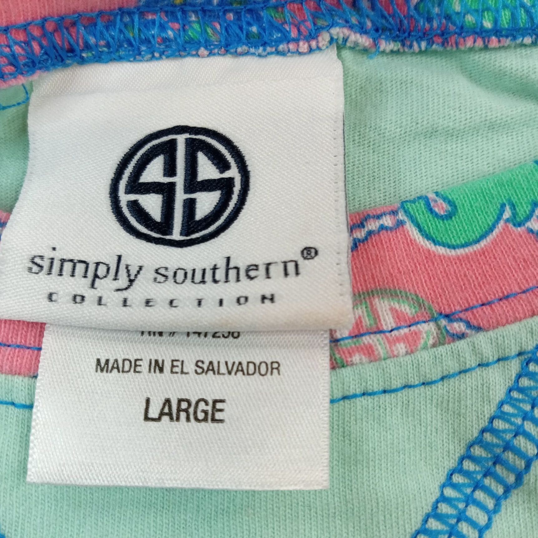 Vintage Simply Southern Shirt Womens Large Green Raglan Long Sleeve Floral Elephants Womens Size M / US 6-8 / IT 42-44 - 7 Thumbnail
