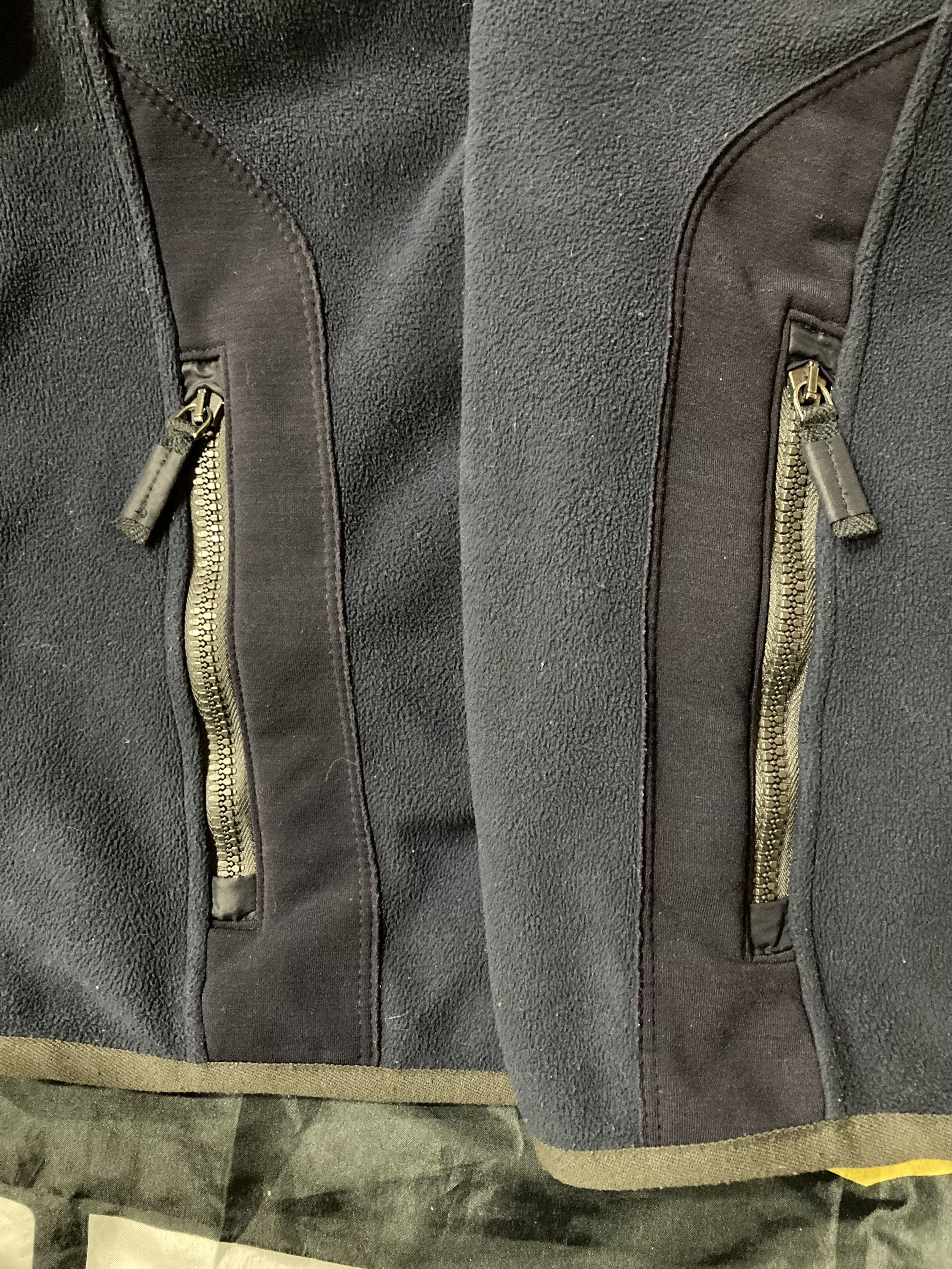 Frauenschuh Frauenschuh Luxury Jacket made from biodegradable fleece Size US S / EU 44-46 / 1 - 13 Thumbnail