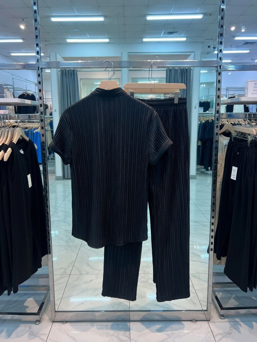 Other Completo Uomo Nero Plissettato Camicia + Pantaloni - M Size US M / EU 48-50 / 2 - 2 Thumbnail
