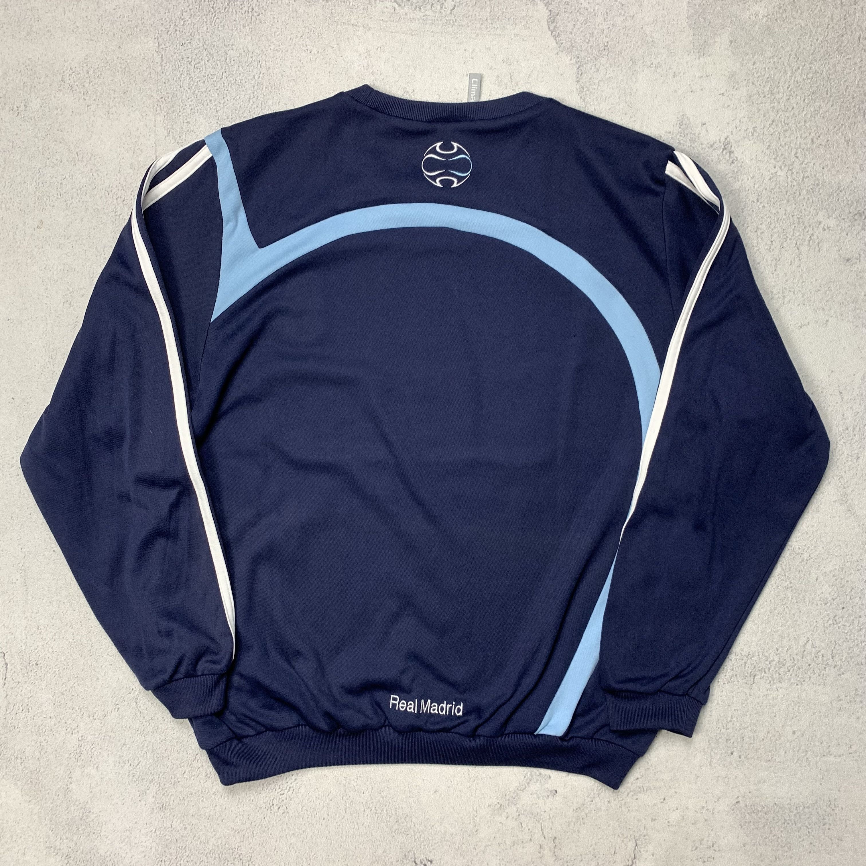 Adidas Vintage Adidas Real Madrid Y2K Sweatshirt Crewneck Size US S / EU 44-46 / 1 - 3 Thumbnail