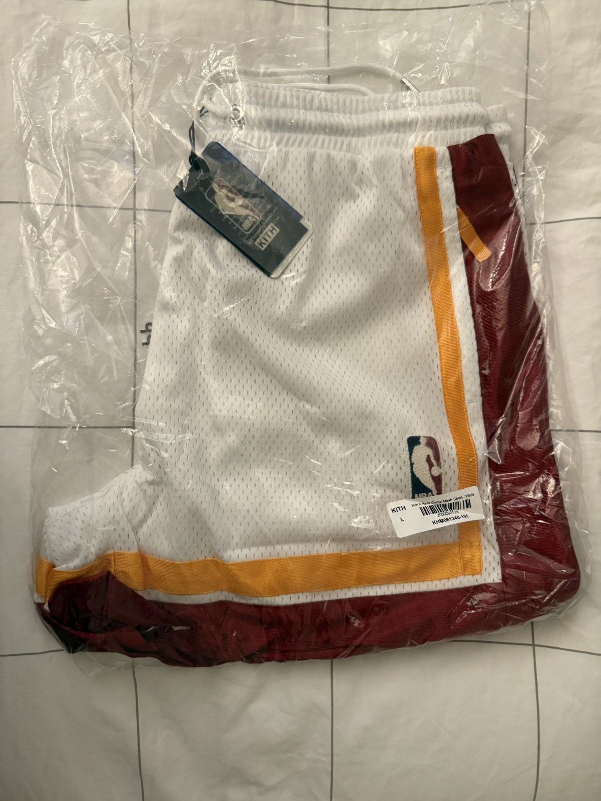 Kith × NBA Kith for NBA All-Star Miami Heat Short in “White” Size Large Size US 34 / EU 50 - 8 Thumbnail