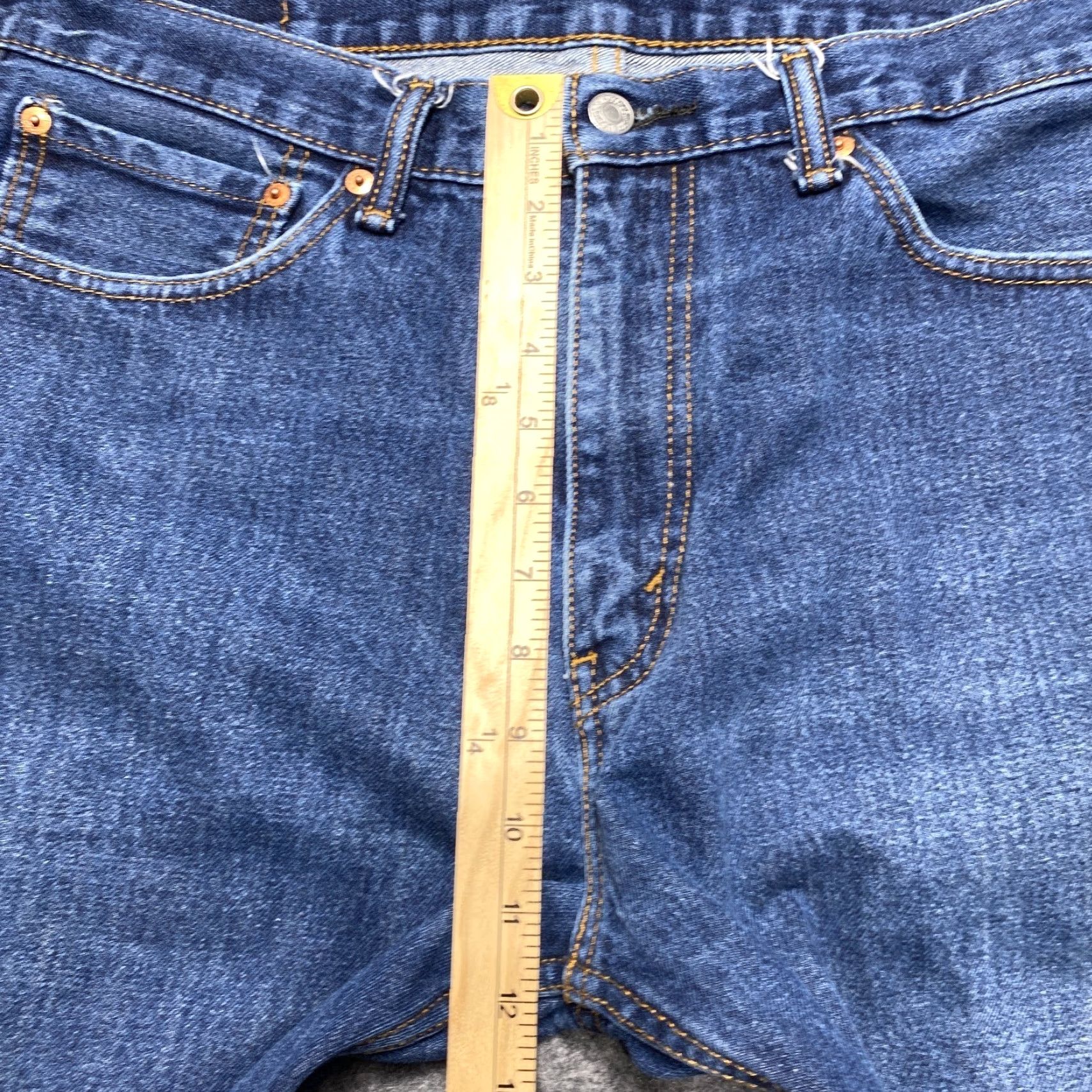 Levi's Levi's 505 Regular Fit Jeans Mens 36x30 Blue Medium Wash Straight Leg Denim Size US 36 / EU 52 - 5 Thumbnail